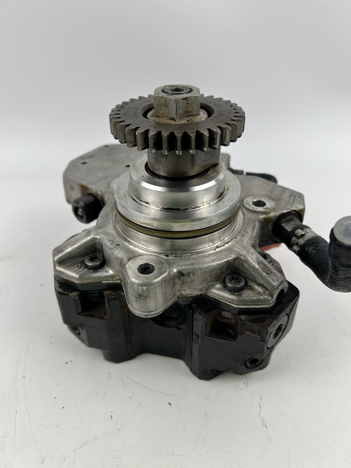 07-12 MERCEDES-BENZ OM642 3.0 DIESEL ENGINE HIGH PRESSURE FUEL PUMP OEM 78k 07-12 MERCEDES-BENZ OM642 3.0 DIESEL ENGINE HIGH PRESSURE FUEL PUMP OEM 78k