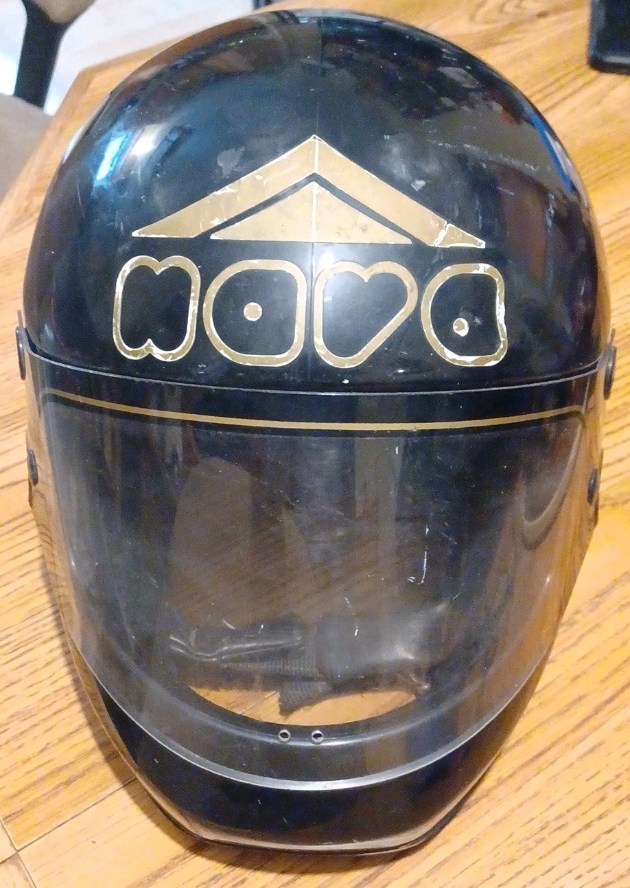 Vintage 1980s Nava IntegralNava 2 Motorcycle Helmet Full Face Black Gold Italy Vintage 1980s Nava IntegralNava 2 Motorcycle Helmet Full Face Black Gold Italy