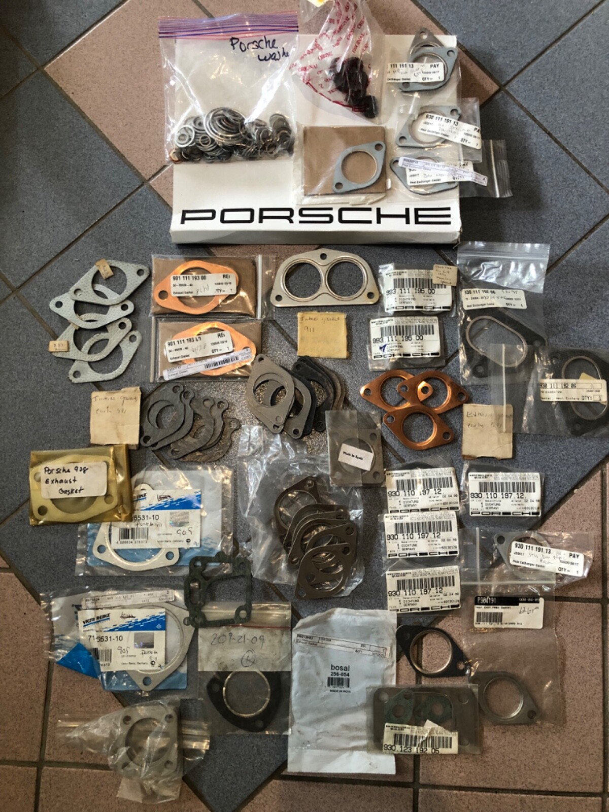 Porsche 911 Gasket Lot NEW Rare OEM lot Porsche 911 Gasket Lot NEW Rare OEM lot