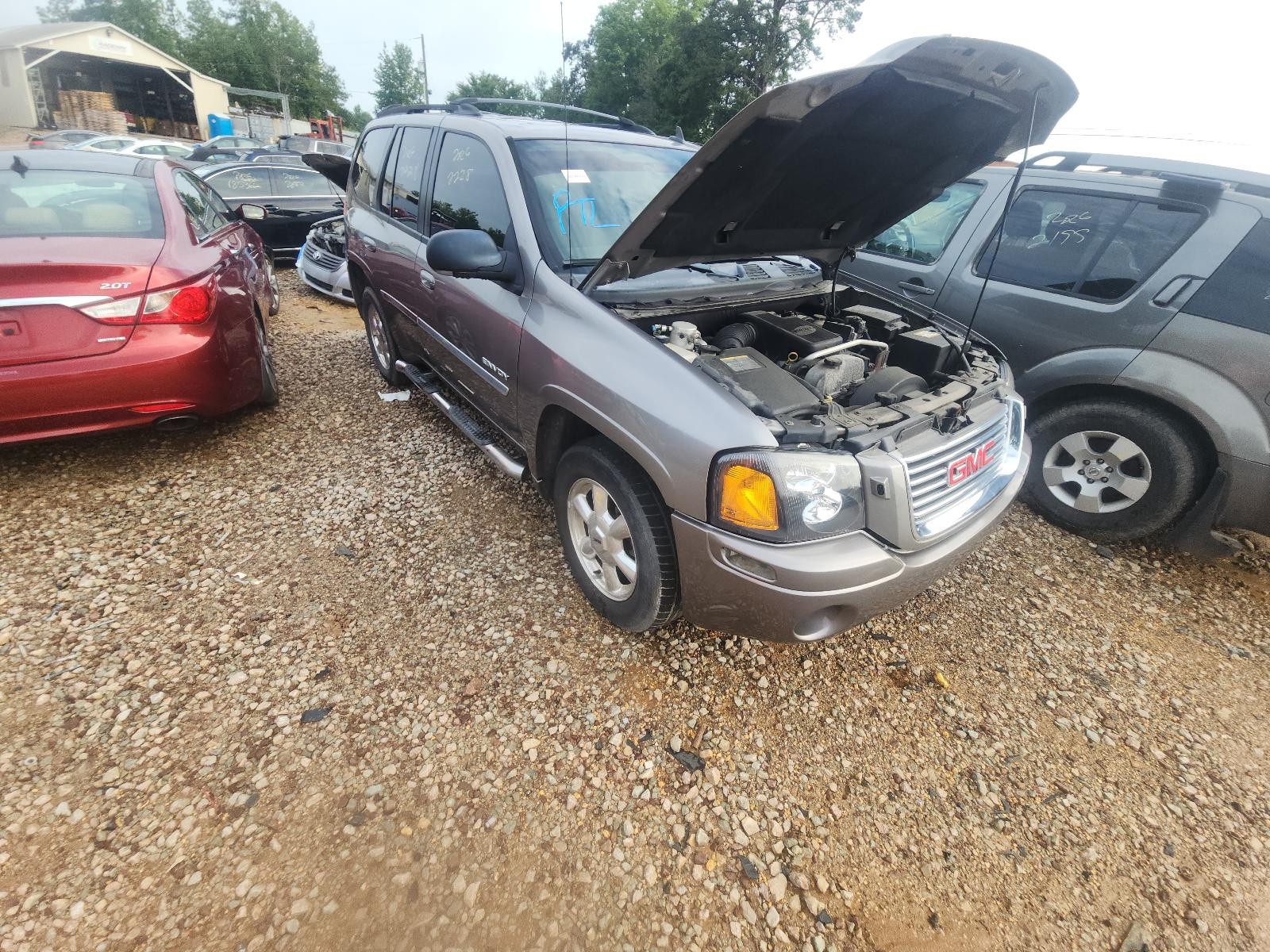Used Rear Axle Assembly Rear fits: 2006 Gmc Envoy 3.73 ratio opt GT4 Rear Grade