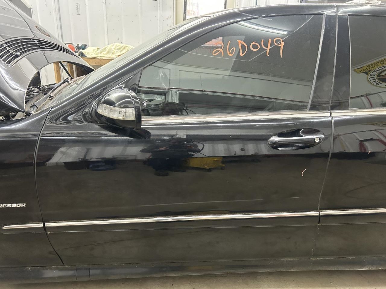 2000-2006 Mercedes Benz S-Class Driver Front Door 220 Type S55 