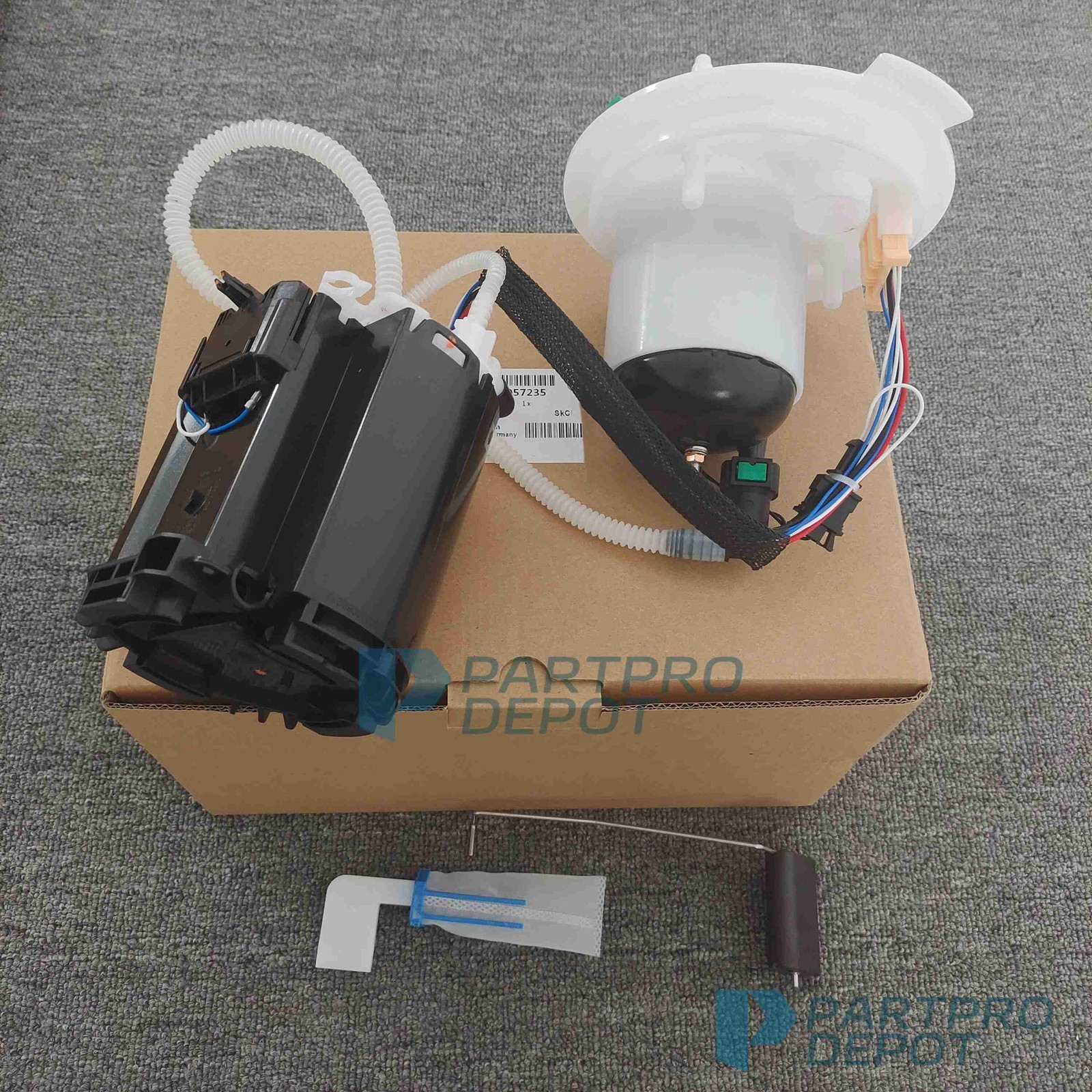 Fuel Pump Assembly LR057235 For Land Rover Range Rover Evoque 2012-2019