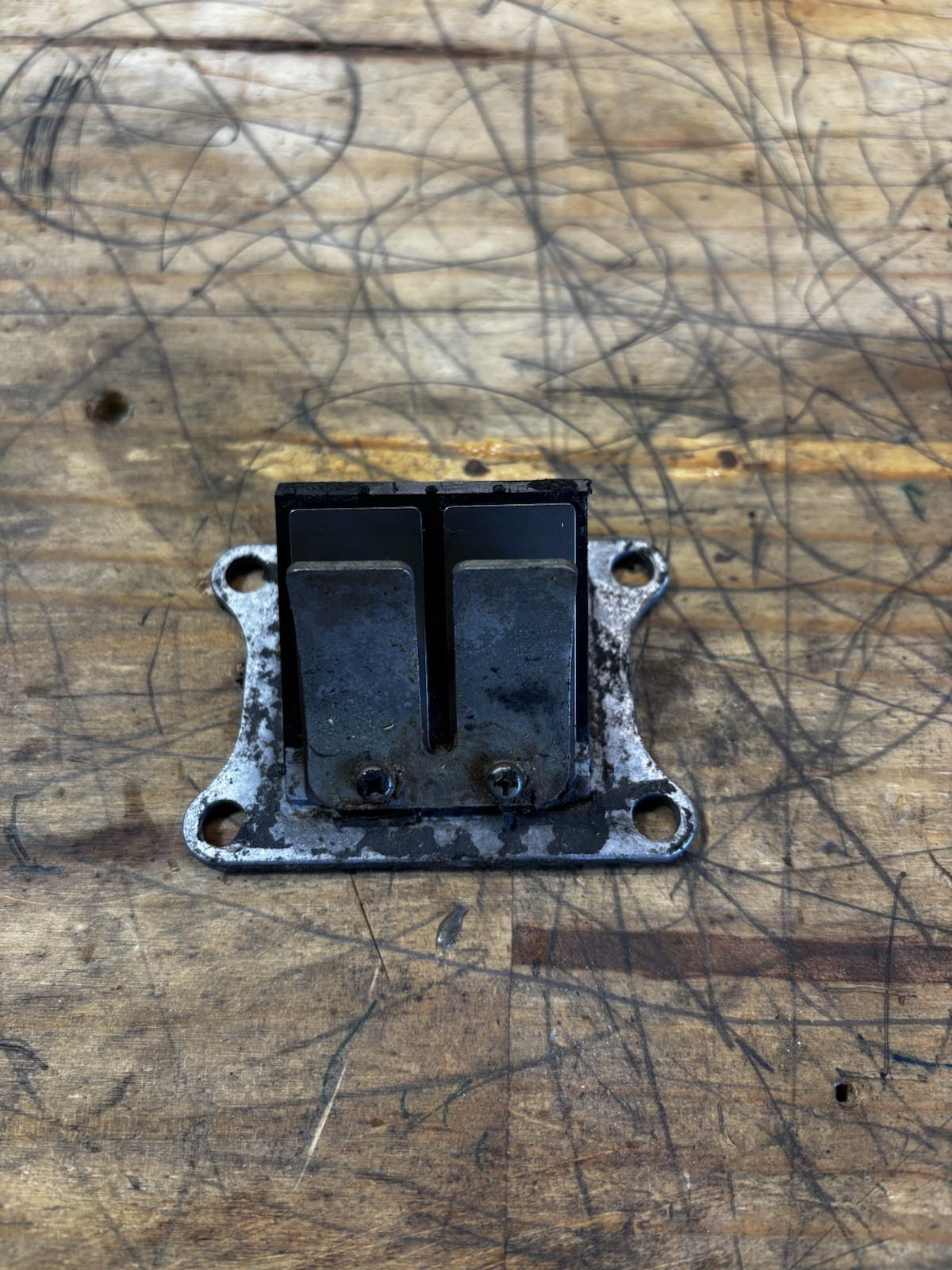 1982 82 Honda Mb5 Reed Cage Block OEM 1982 82 Honda Mb5 Reed Cage Block OEM