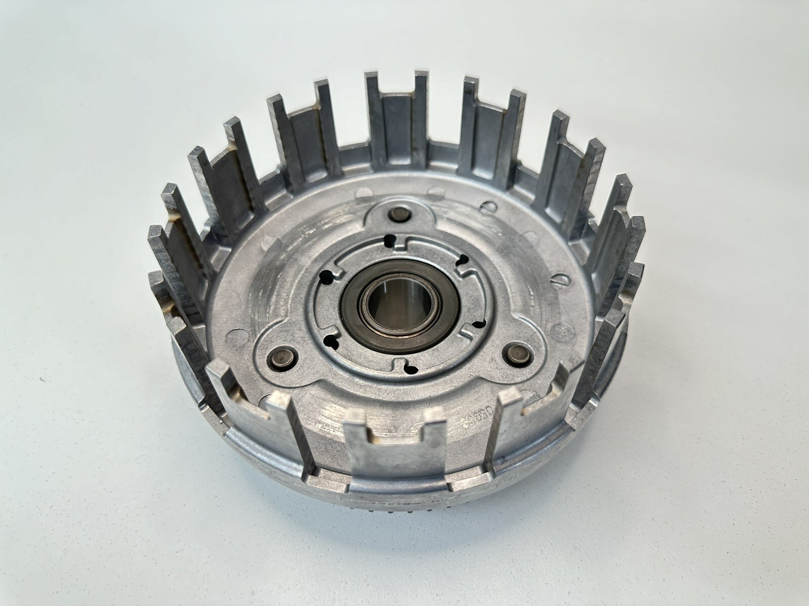 OEM 05-14 SUZUKI LTZ LT-Z 400 Z KFX DVX ENGINE MOTOR PRIMARY MAIN CLUTCH BASKET OEM 05-14 SUZUKI LTZ LT-Z 400 Z KFX DVX ENGINE MOTOR PRIMARY MAIN CLUTCH BASKET