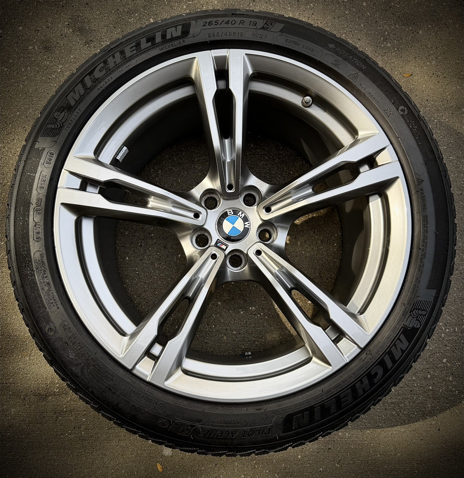 2018-2023 BMW M5 F90 OEM 19x9.5 Front Wheel Rim 705M Ferric Grey 7857075 8043663
