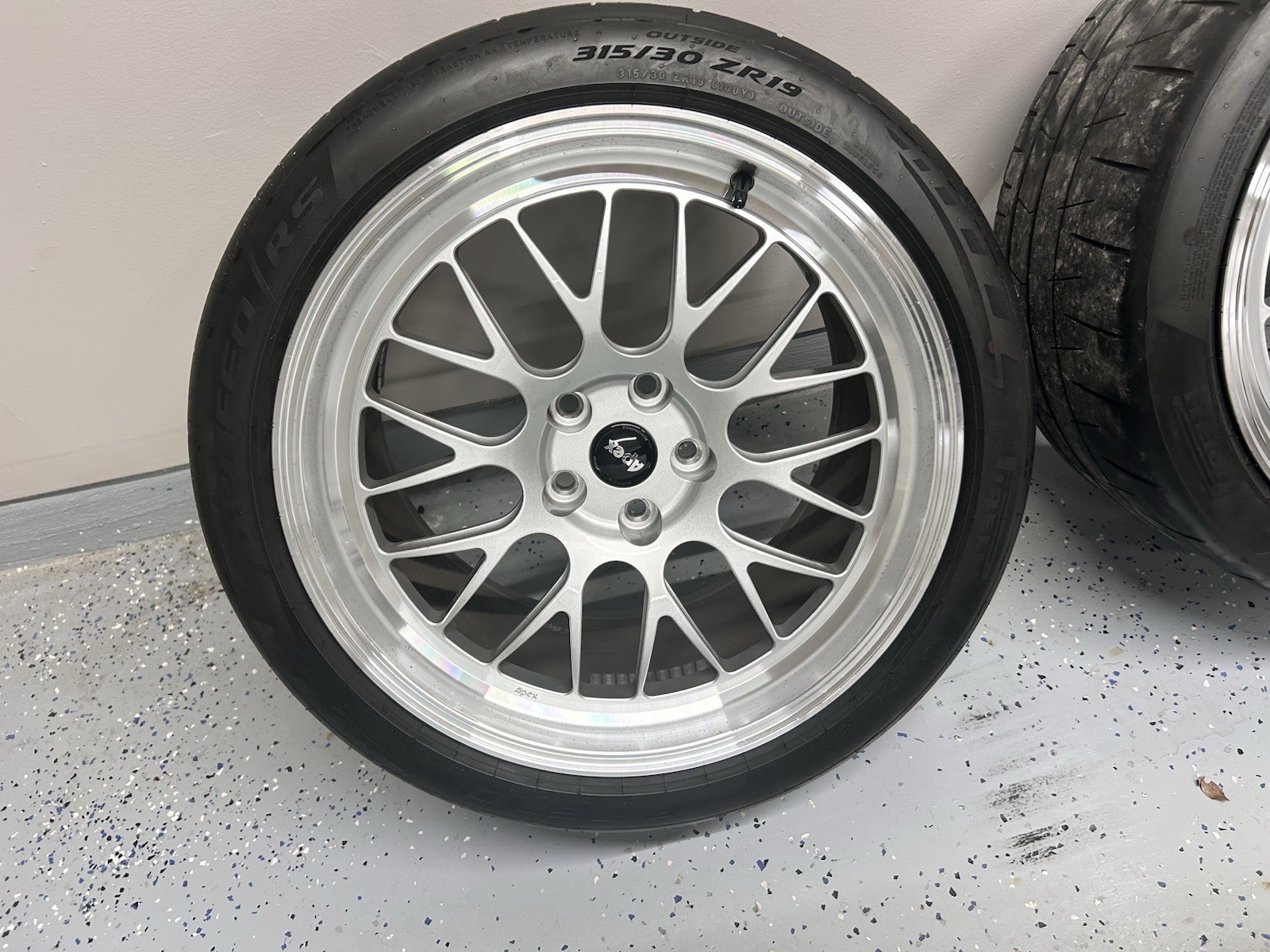 Apex ML-10RT Forged Wheels 5x114 Apex ML-10RT Forged Wheels 5x114