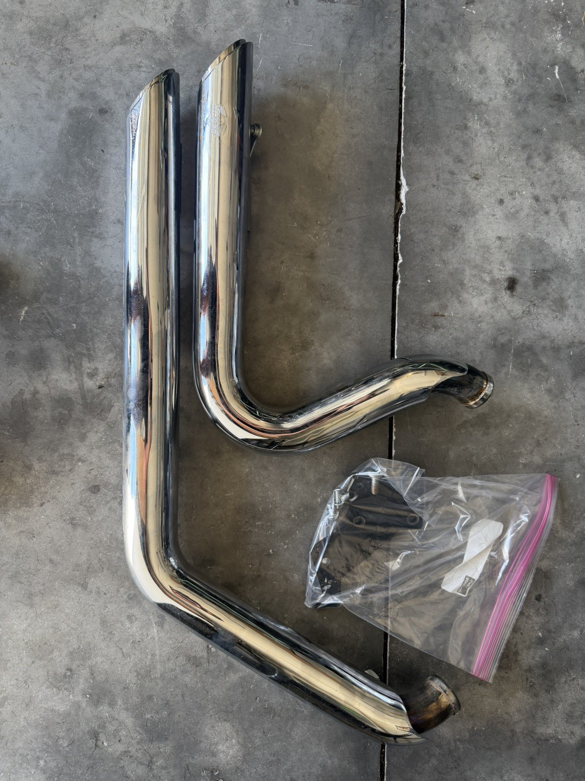 Vance Hines Shortshots Staggered Exhaust Pipes 2002 Harley Softail Vance Hines Shortshots Staggered Exhaust Pipes 2002 Harley Softail