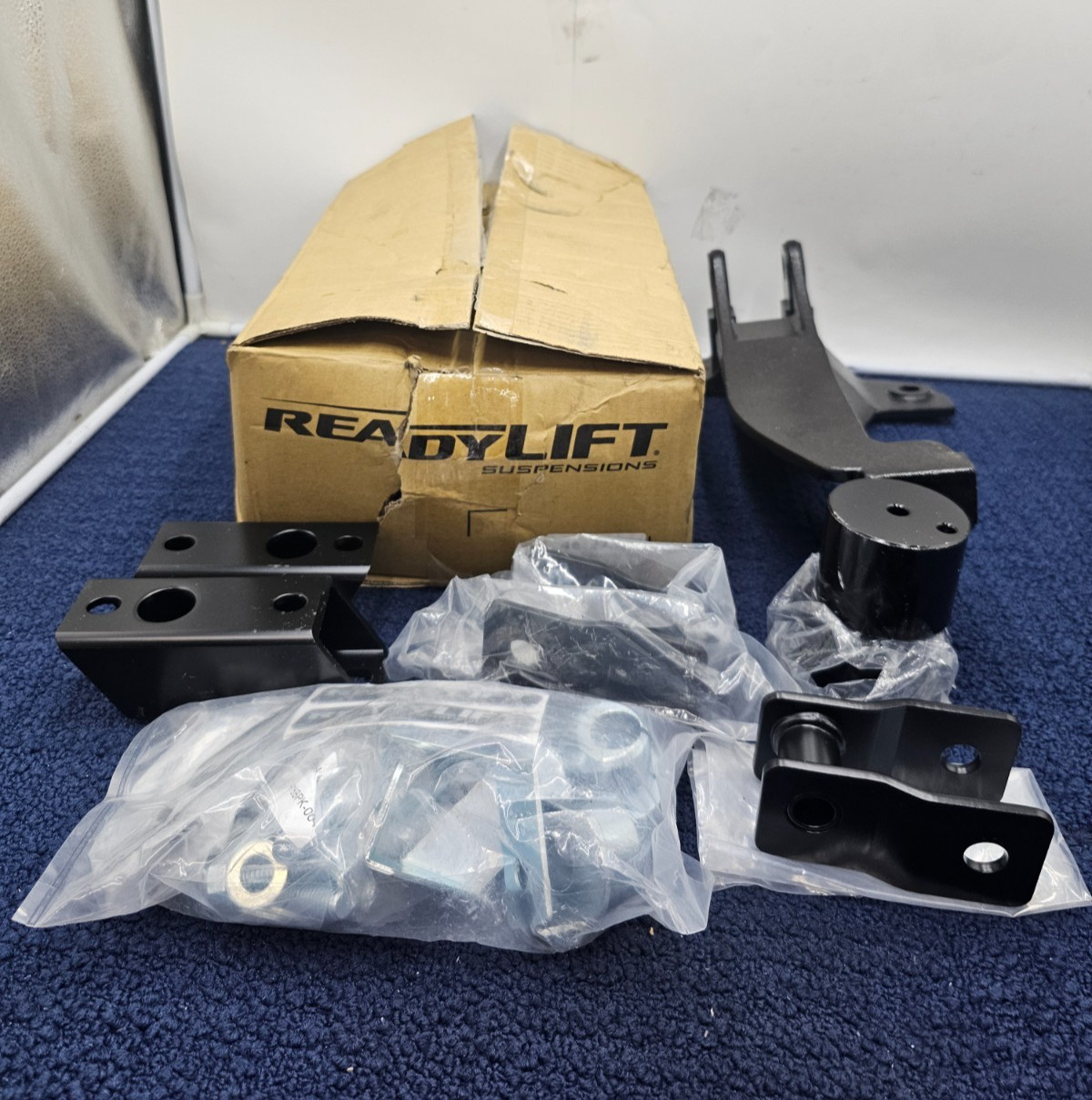 Readylift 46-2728 2.5\