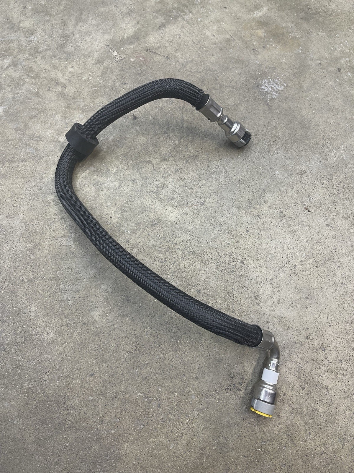 2018-2025 BMW M5 F90 4.4L Engine Inlet Fuel Hose Line Pipe Tube 7854044 OEM 2018-2025 BMW M5 F90 4.4L Engine Inlet Fuel Hose Line Pipe Tube 7854044 OEM