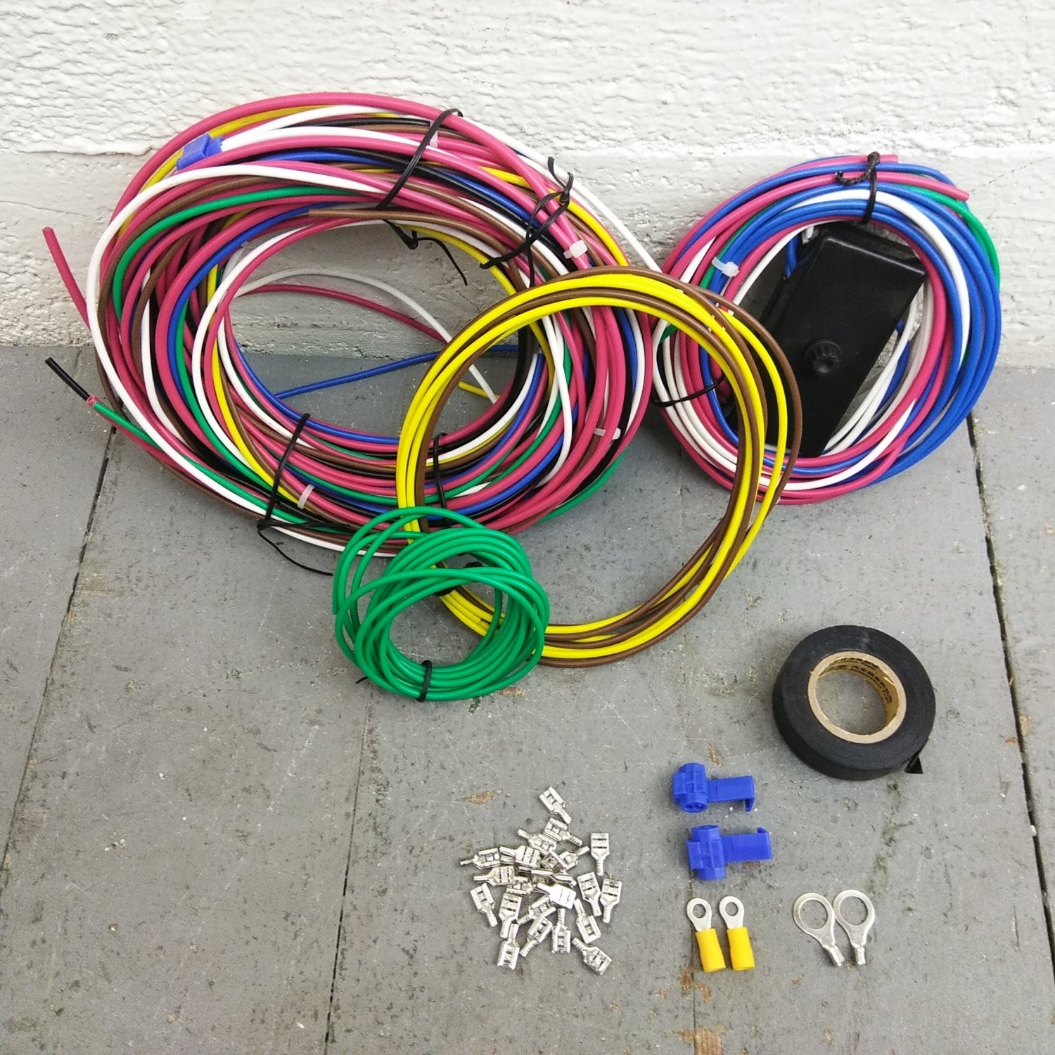 Bullet Fuse 12v Wire Harness for 50-54 Chevy Car Nose-to-Tail Period Correct 57T