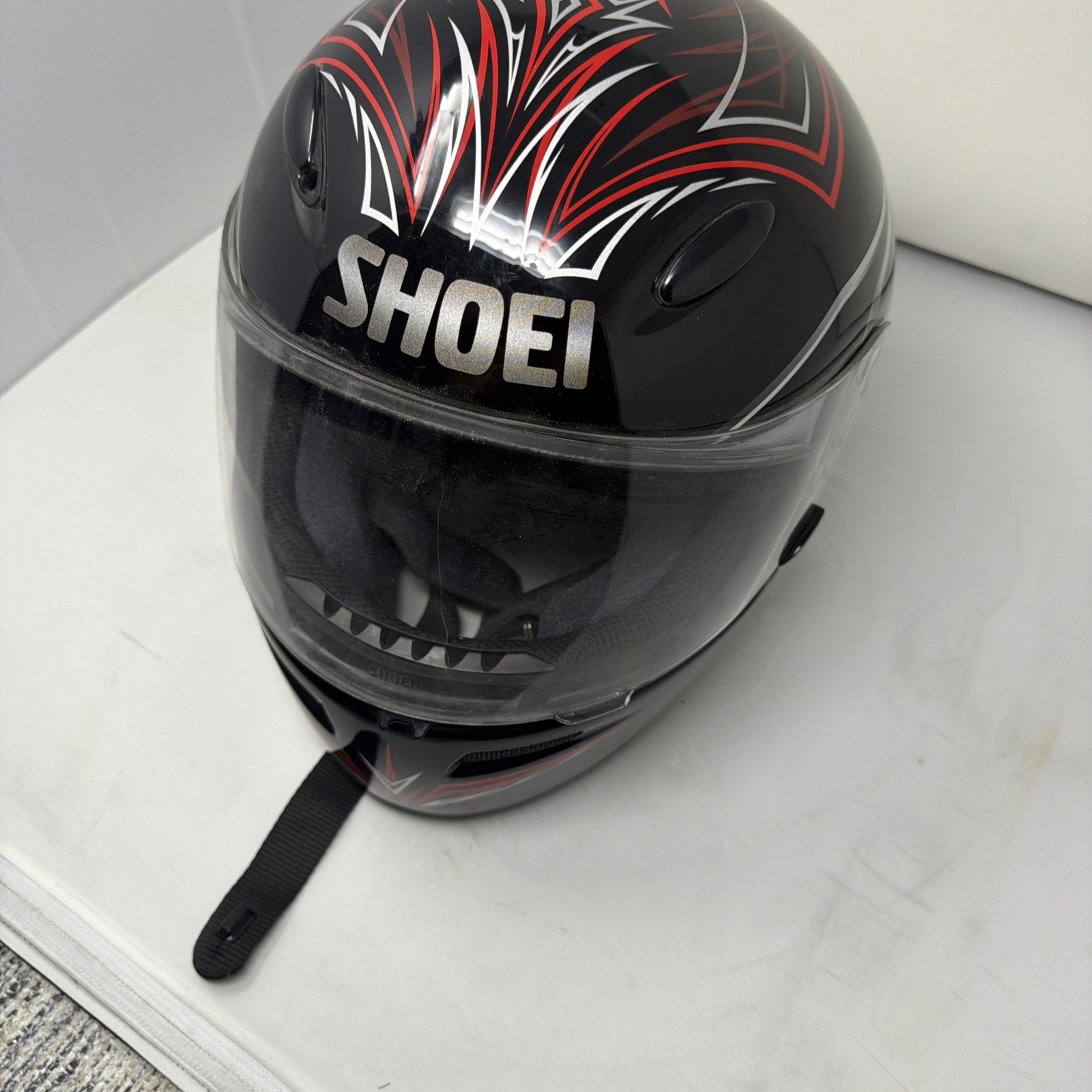 SHOEI RF-1100Motorcycle Helmet Full Face Used SHOEI RF-1100Motorcycle Helmet Full Face Used