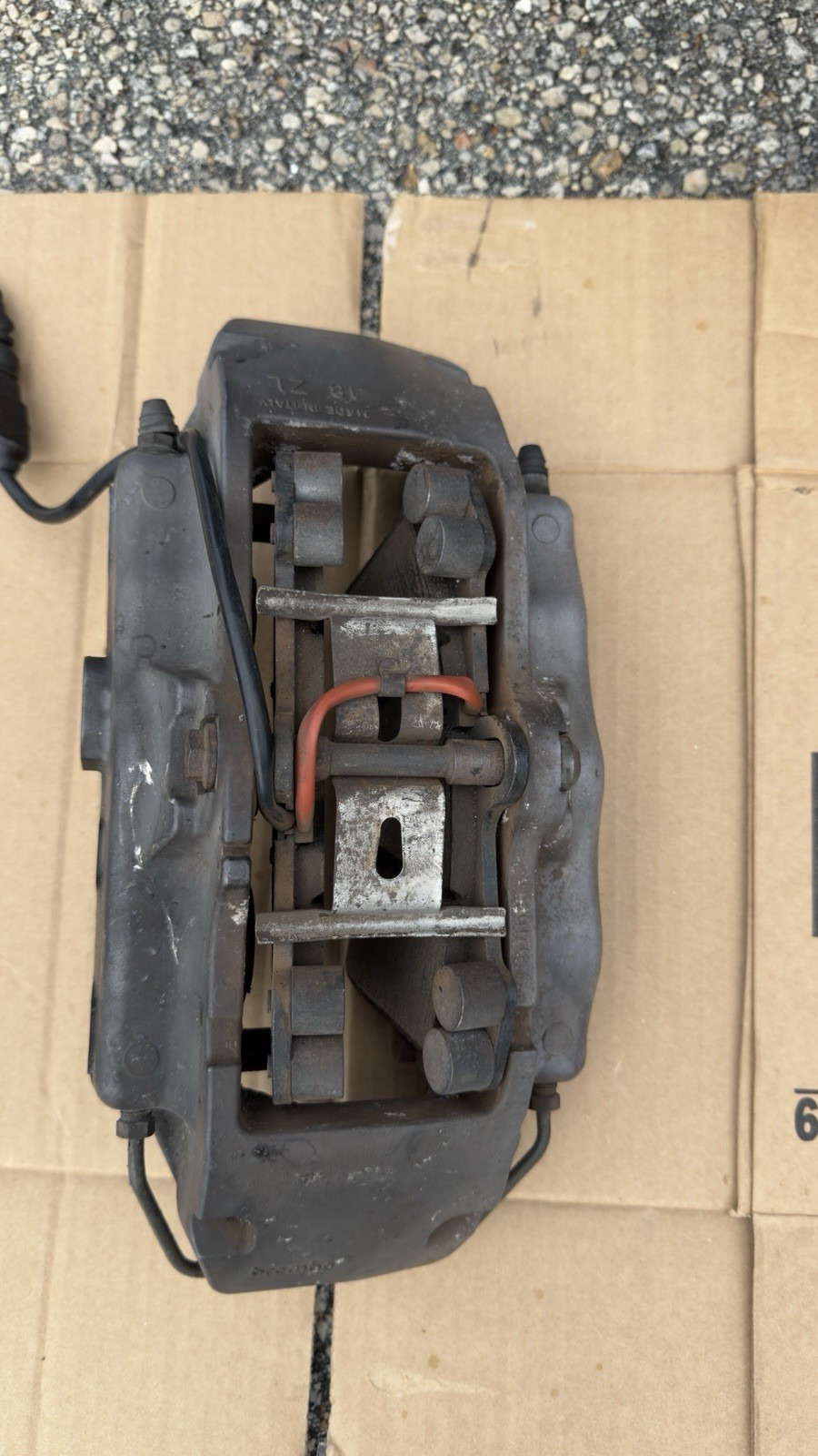 04-10 Touareg Porsche Cayenne 6 Piston Brembo 18Z Brake Calipers Front Pair OEM 04-10 Touareg Porsche Cayenne 6 Piston Brembo 18Z Brake Calipers Front Pair OEM