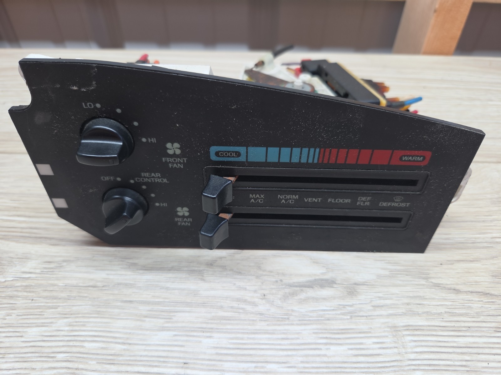 1993-1996 Ford E150 E250 Econoline Van AC Heater Climate Control DUAL *Electric 1993-1996 Ford E150 E250 Econoline Van AC Heater Climate Control DUAL *Electric