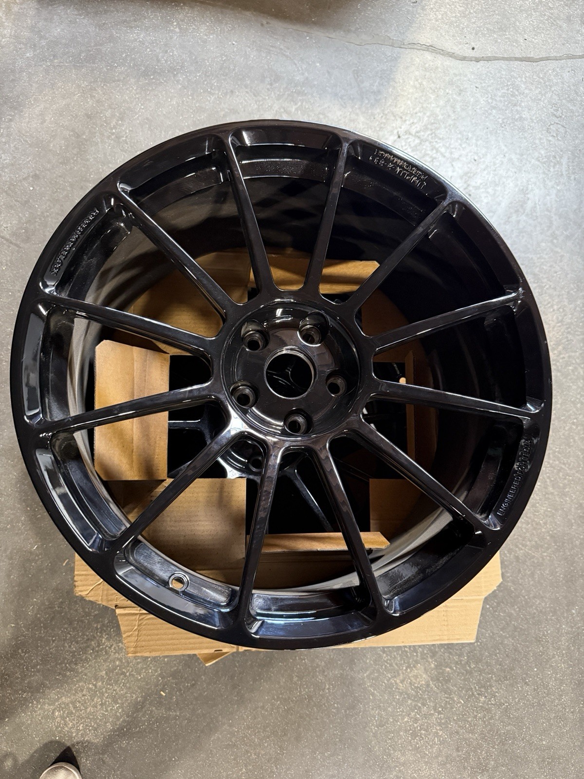 Used Unplugged Performance UP-03 19” Gloss Black For Model 3 & Y Used Unplugged Performance UP-03 19” Gloss Black For Model 3 & Y