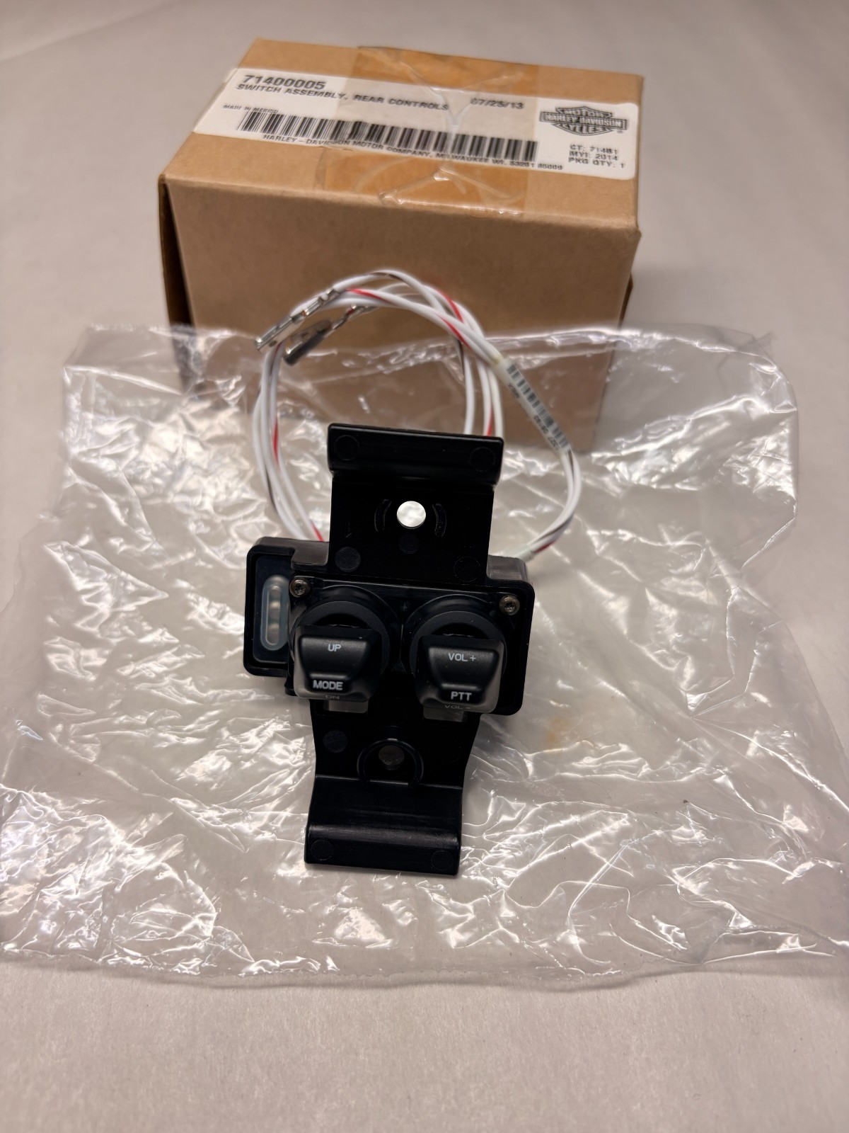 14-24 Harley Davidson Touring Trike Rear Control Switch Assembly SM2 14-24 Harley Davidson Touring Trike Rear Control Switch Assembly SM2