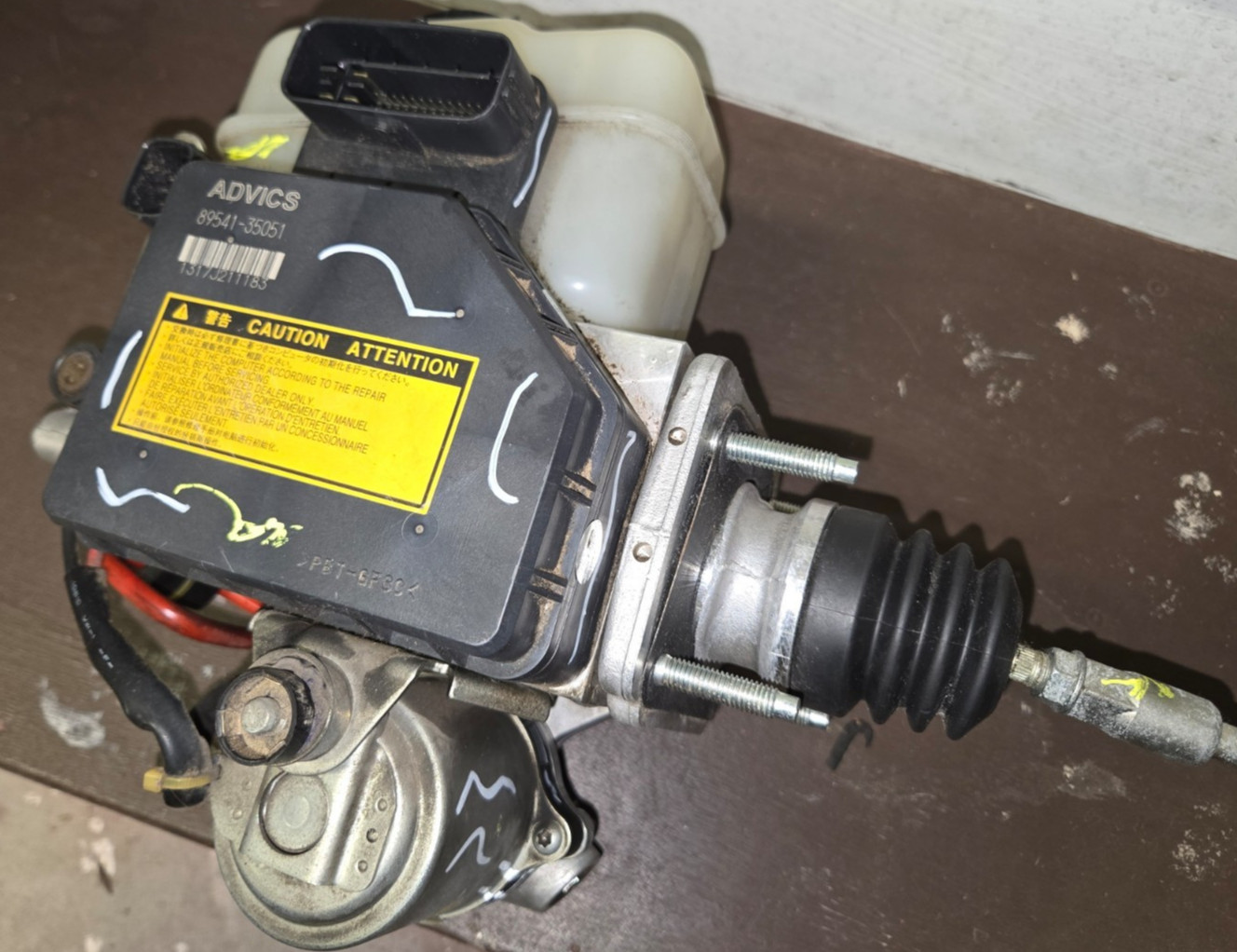 2005-2009 Toyota 4Runner ABS Brake Pump Master Cylinder 89541-35051 OEM