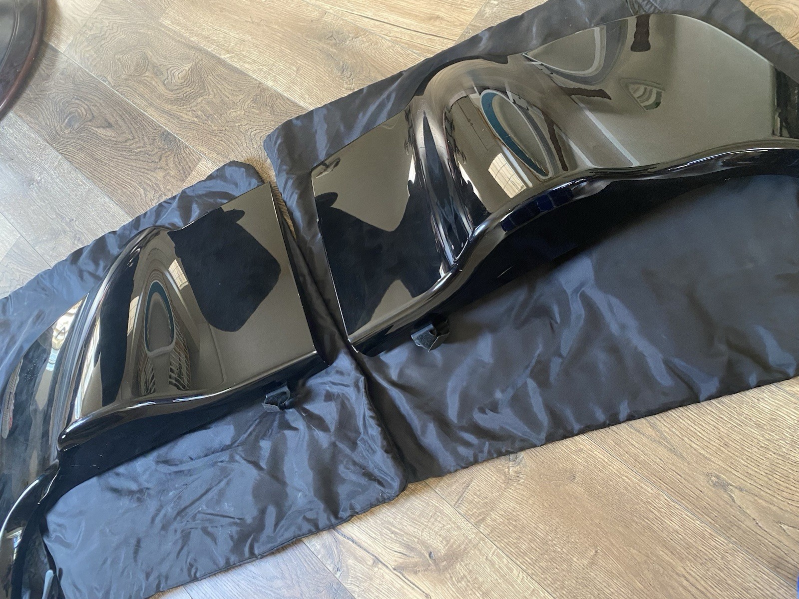 Genuine OEM PORSCHE 986 Boxter Speedster Rear Hump/ Rear Section Complete Set Genuine OEM PORSCHE 986 Boxter Speedster Rear Hump/ Rear Section Complete Set
