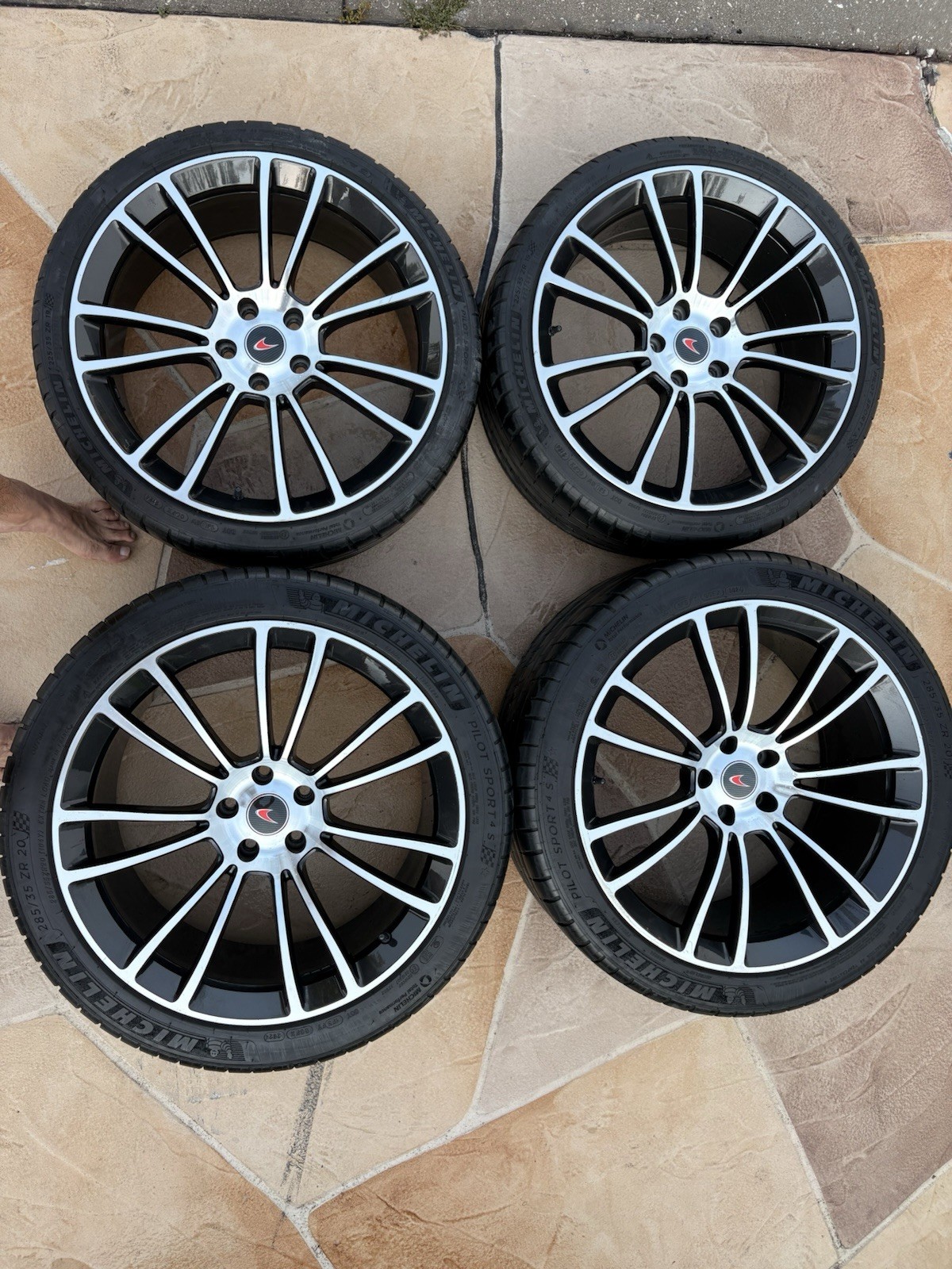 McLaren 570s Wheel and Tires McLaren 570s Wheel and Tires