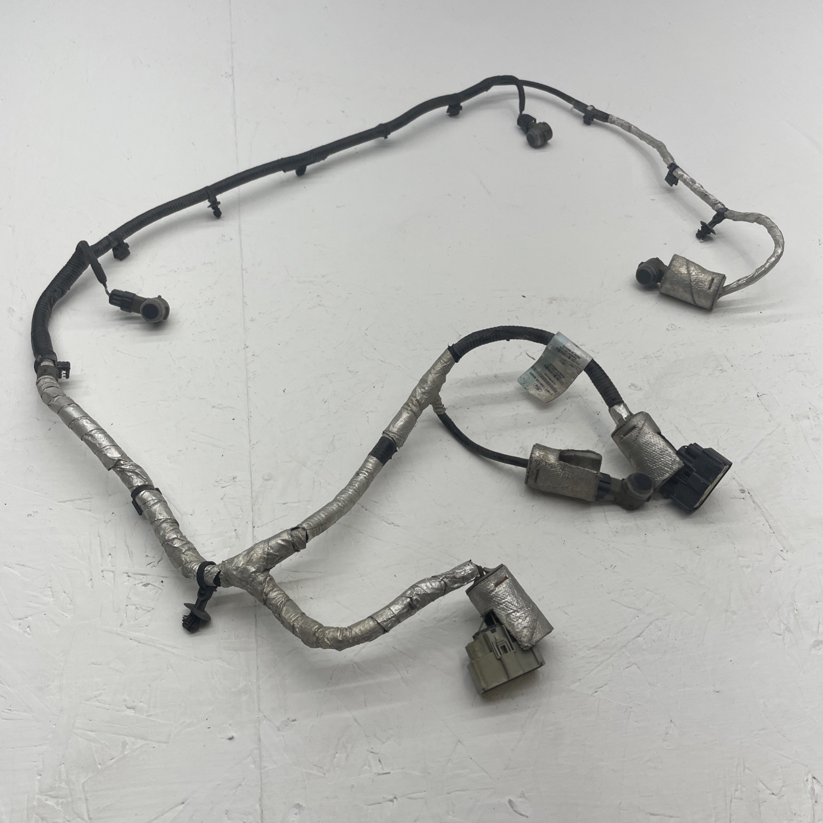 2020-2023 FORD EXPLORER REAR BUMPER WIRING WITH 4 SENSORS L1MT-14N139-BABE OEM 2020-2023 FORD EXPLORER REAR BUMPER WIRING WITH 4 SENSORS L1MT-14N139-BABE OEM