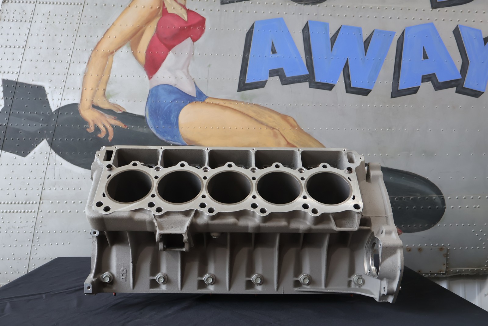 5004038AB NEW OEM 2001-2002 DODGE VIPER GTS RT/10 ENGINE CYLINDER BLOCK