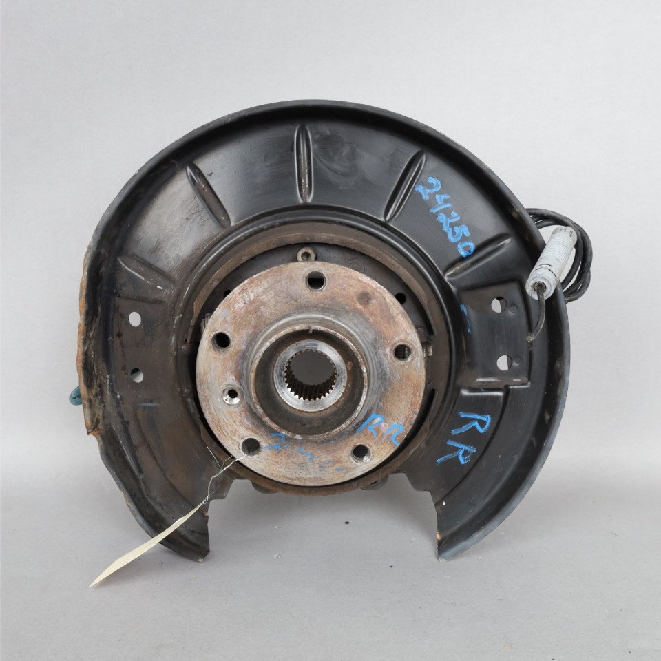 91-97 BMW 840ci 850ci E31 Right Rear Spindle Knuckle Hub 33321090336 OEM 91-97 BMW 840ci 850ci E31 Right Rear Spindle Knuckle Hub 33321090336 OEM