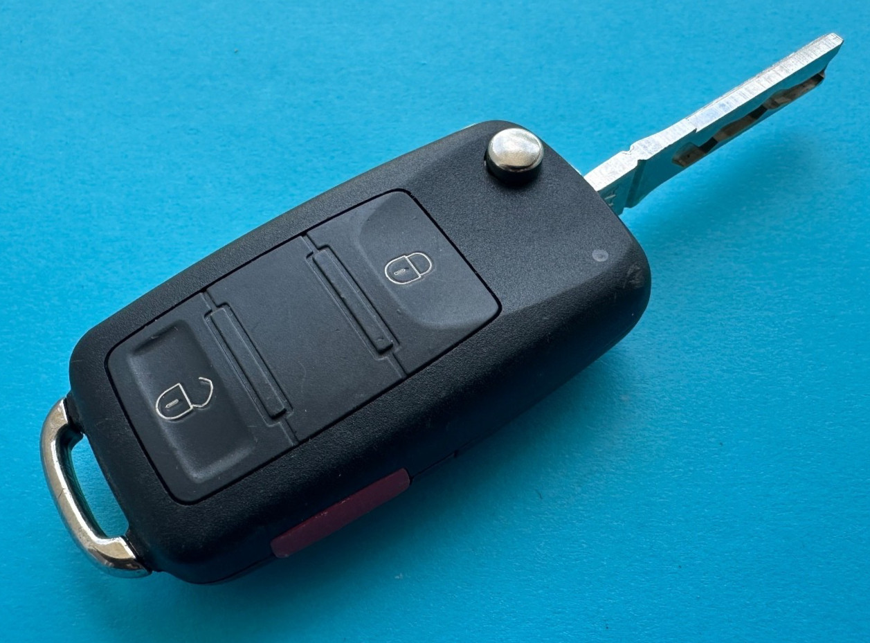 OEM 2004-2006 BENTLEY CONTINENTAL GT COUPE VALET REMOTE FLIP KEY FOB KR55WK45032 OEM 2004-2006 BENTLEY CONTINENTAL GT COUPE VALET REMOTE FLIP KEY FOB KR55WK45032