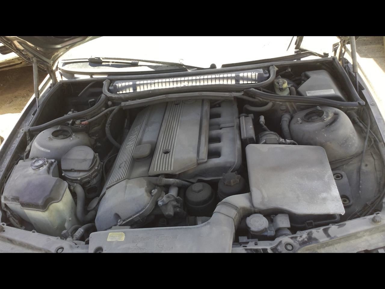 Carrier Excluding Xi Rear Manual Transmission Coupe Fits 01-06 BMW 330i 33181615