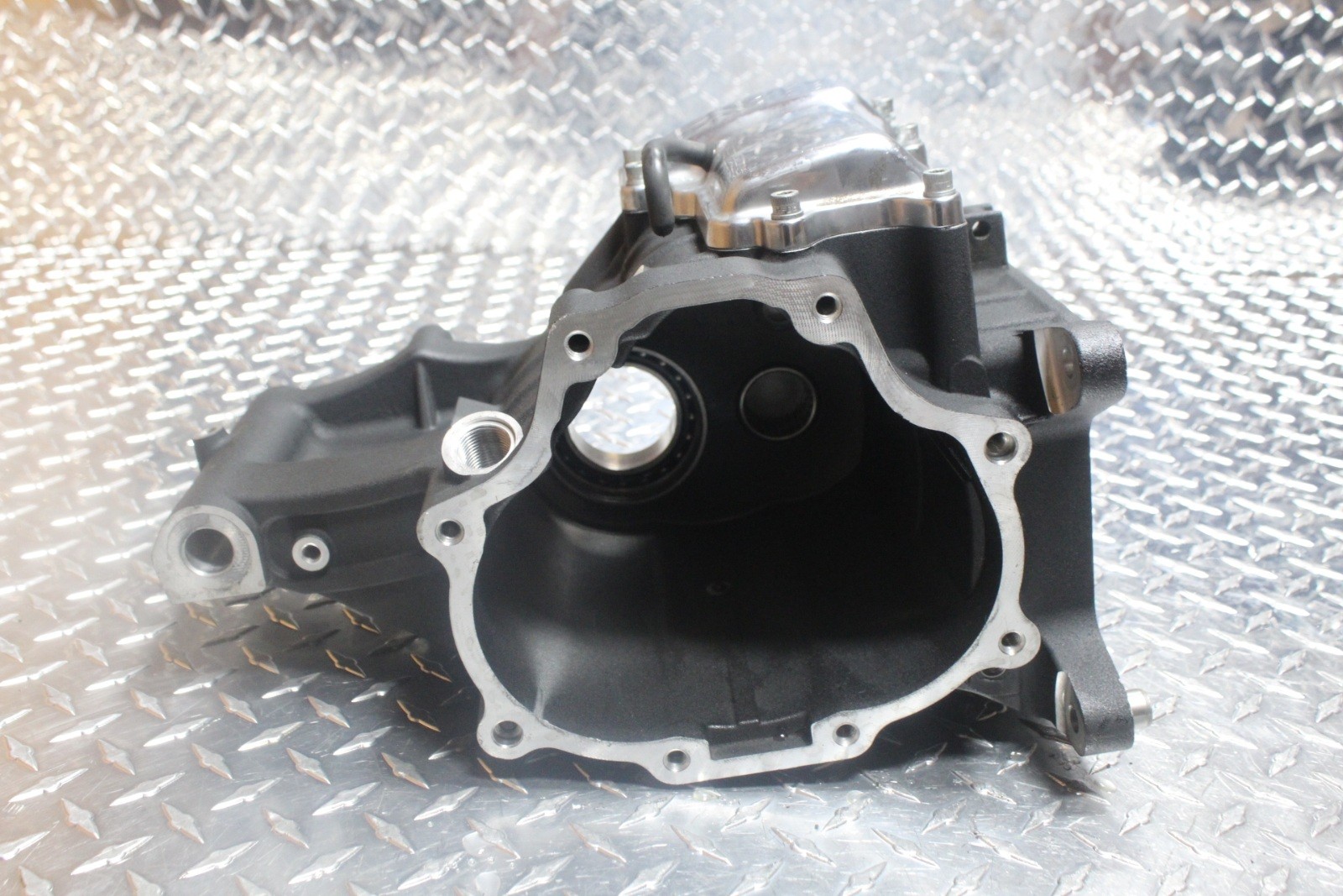 2015 HARLEY-DAVIDSON HERITAGE SOFTAIL OE TRANSMISSION CASE HOUSING WRINKLE BLACK
