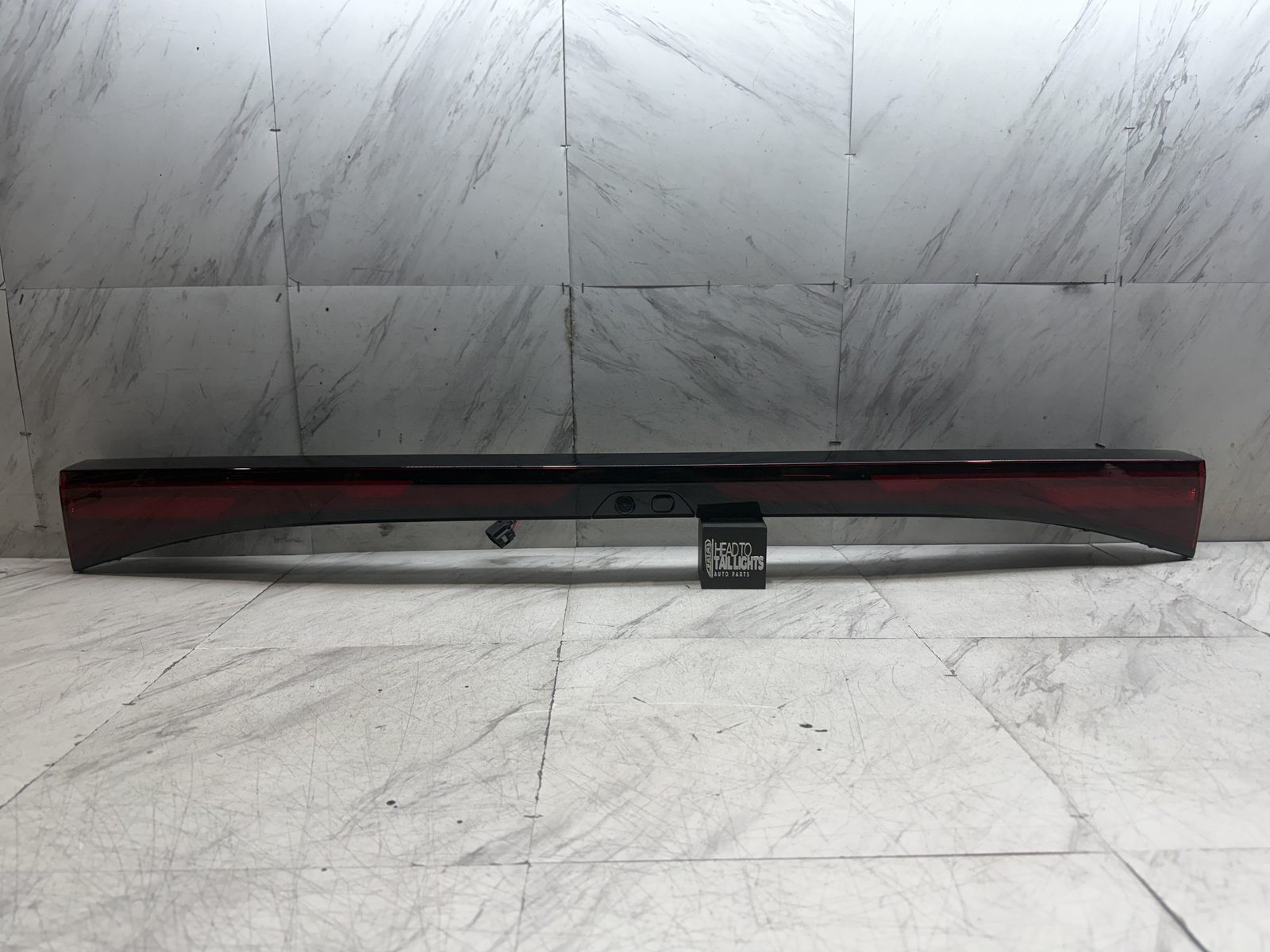 2025 2026 KIA K5 CENTER TAIL LIGHT OEM THIRD BRAKE LAMP LED W/ CAMERA 92403-L2
