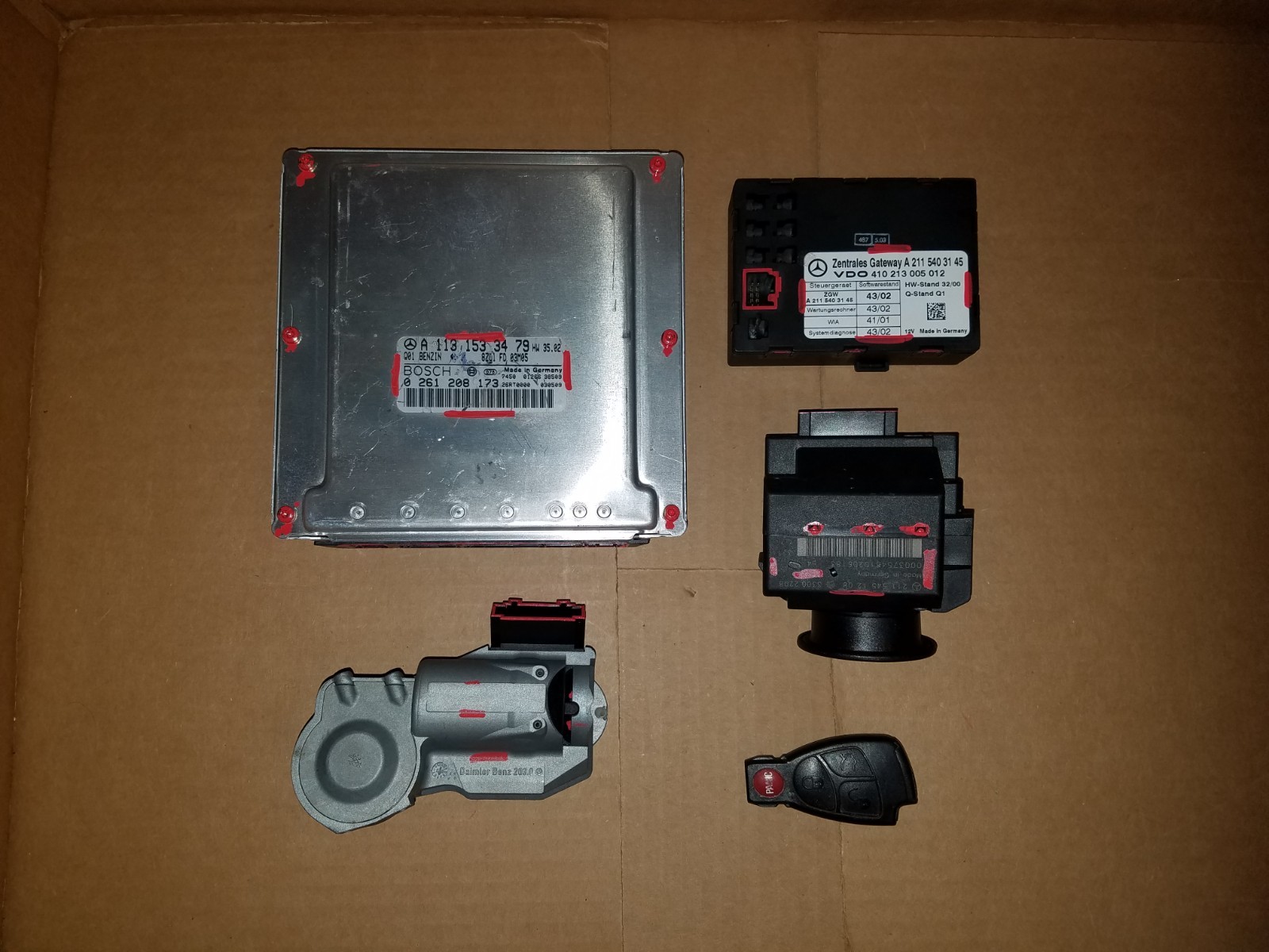 2003-2005 MERCEDES BENZ E500 CLS500 ECM ECU ENGINE COMPUTER IGNITION SWITCH KEY