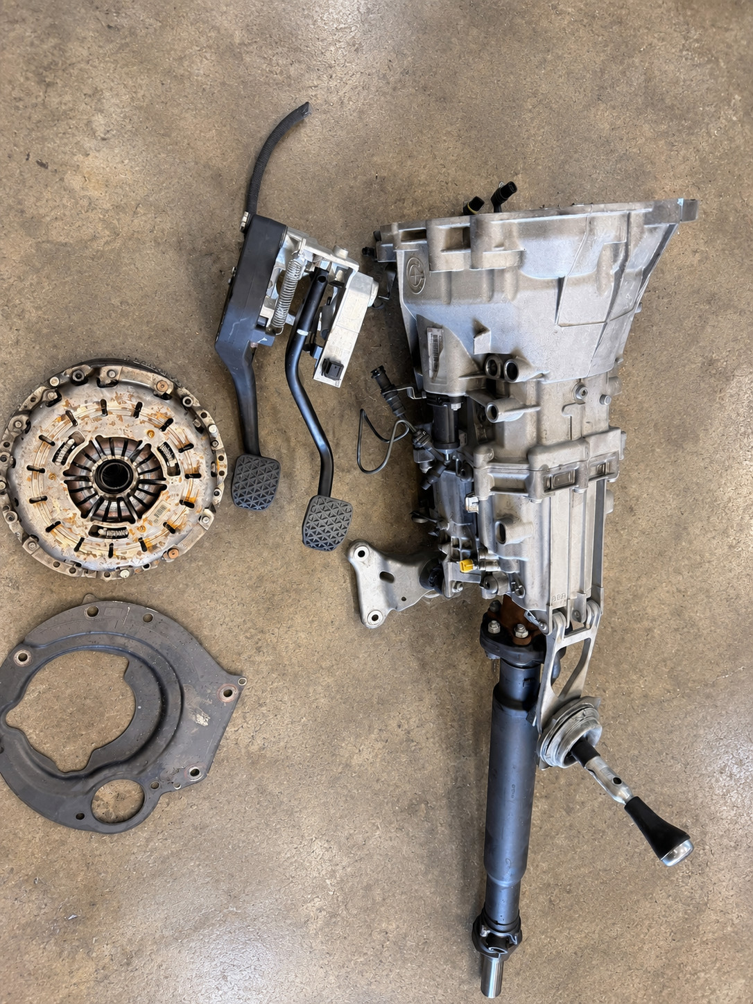 2008 BMW 128i  n52 MANUAL TRANSMISSION SWAP