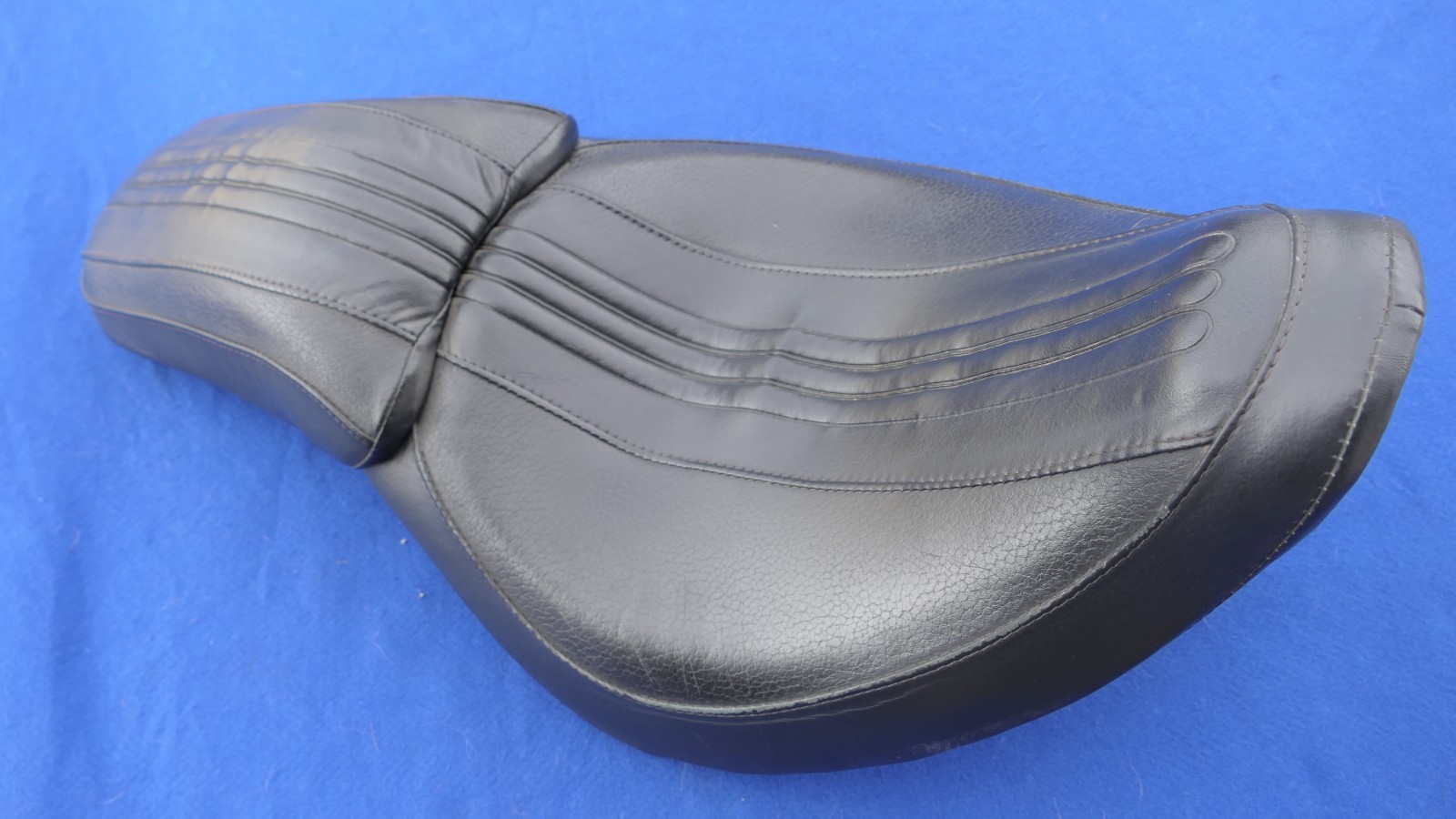 RARE Genuine Harley Davidson Softail CVO Springer FXSTSSE 2-up Seat 2007-2009