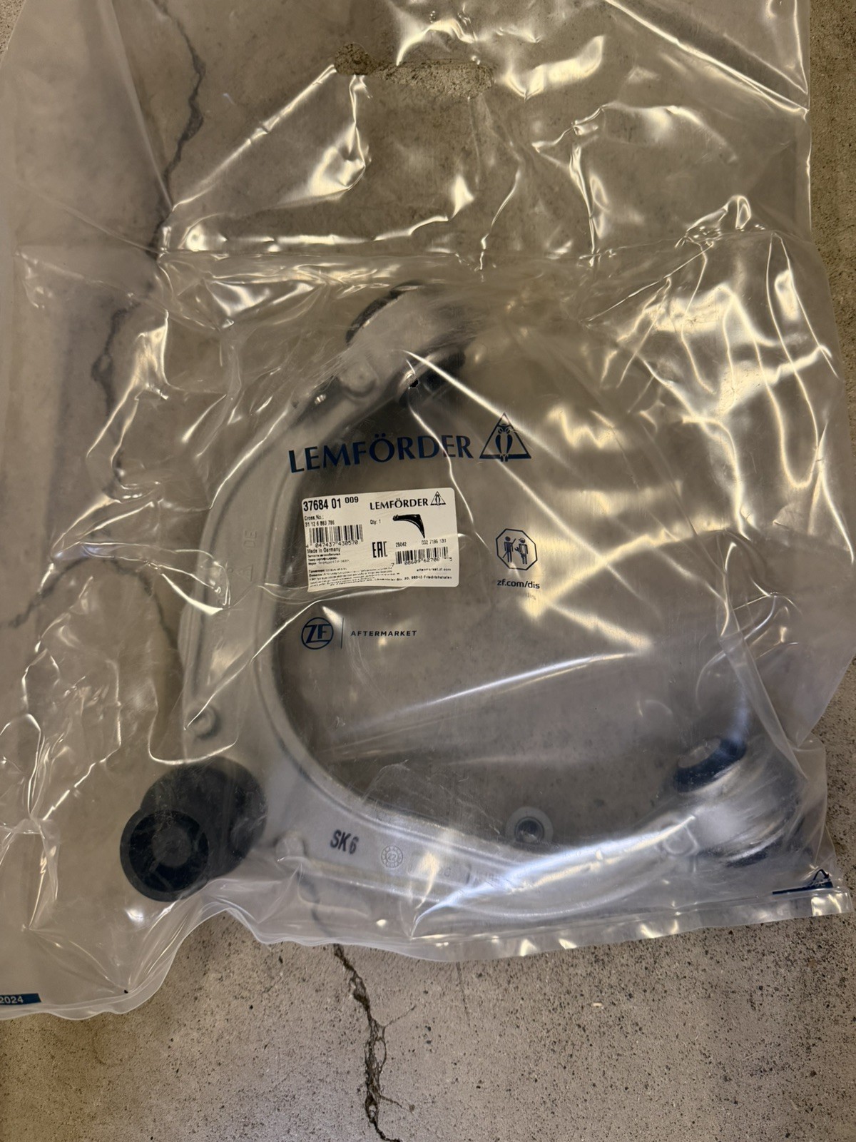 Lemfoerder Front Right Upper Control Arm 3768401 for F15 X5 Lemfoerder Front Right Upper Control Arm 3768401 for F15 X5