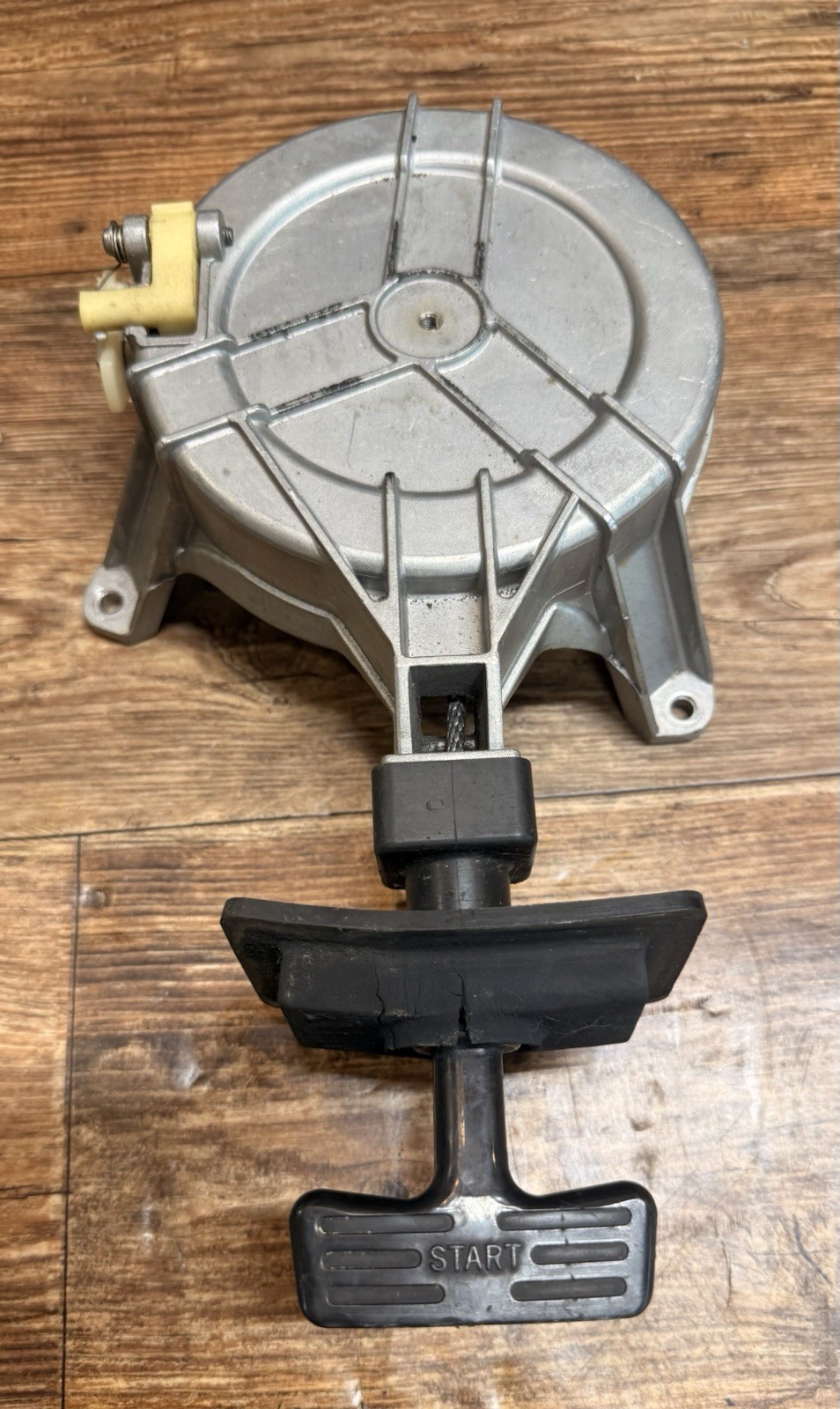 8hp Nissan Tohatsu Recoil Rewind Starter Manual starter assembly Outboard NS8B 8hp Nissan Tohatsu Recoil Rewind Starter Manual starter assembly Outboard NS8B