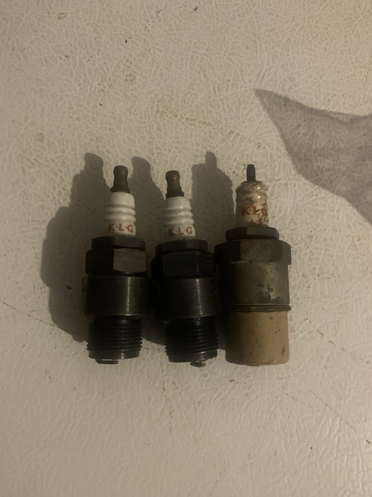 KLG A5 Spark Plugs Lot Of 3 For 1928-1933 Ford Model A /Ford Model B With 7/8” KLG A5 Spark Plugs Lot Of 3 For 1928-1933 Ford Model A /Ford Model B With 7/8”
