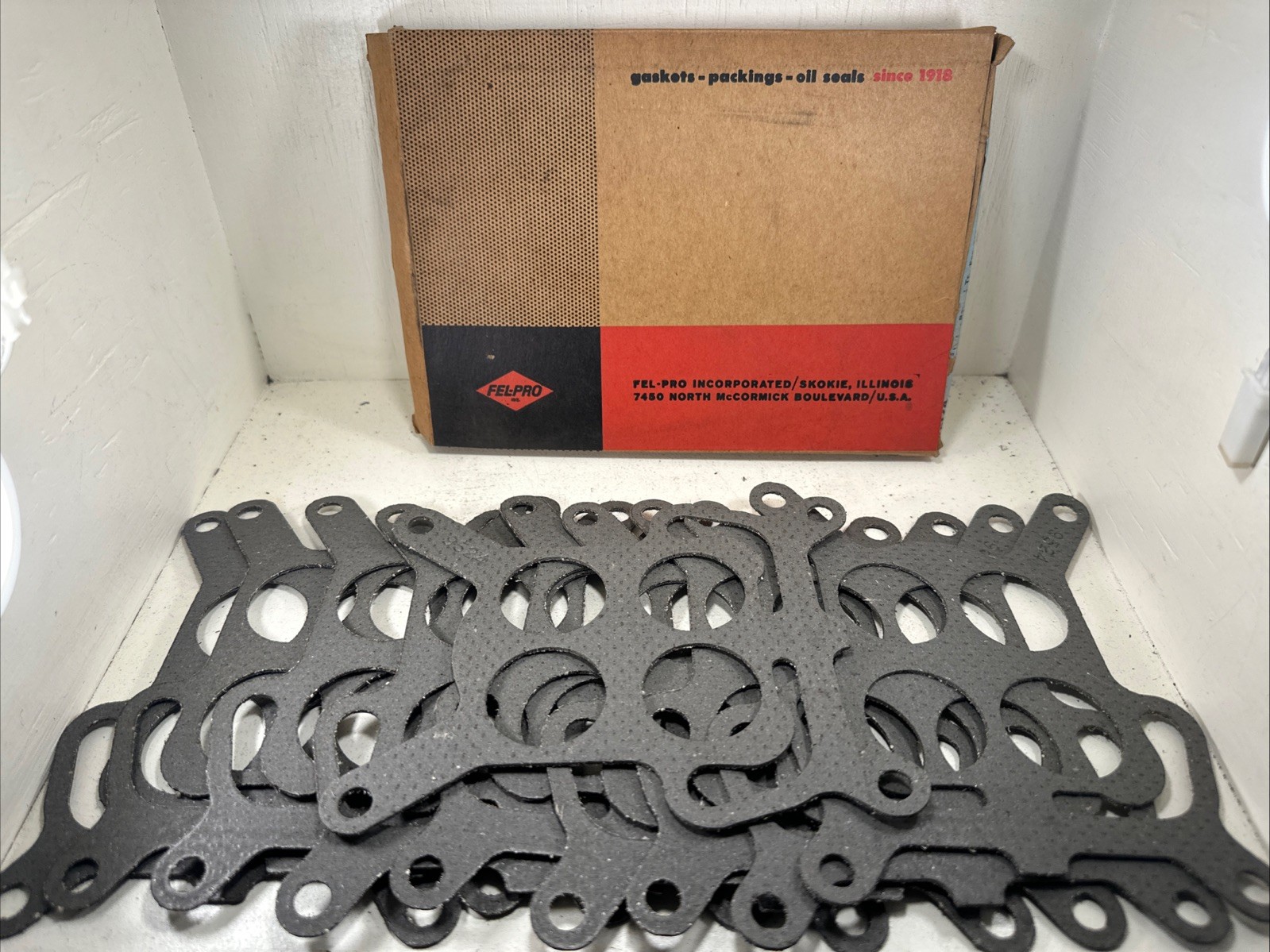 NOS-Lot Of 10-Fel-Pro Carburetor to Manifold Gaskets-Chevrolet /Corvette 56-61 NOS-Lot Of 10-Fel-Pro Carburetor to Manifold Gaskets-Chevrolet /Corvette 56-61