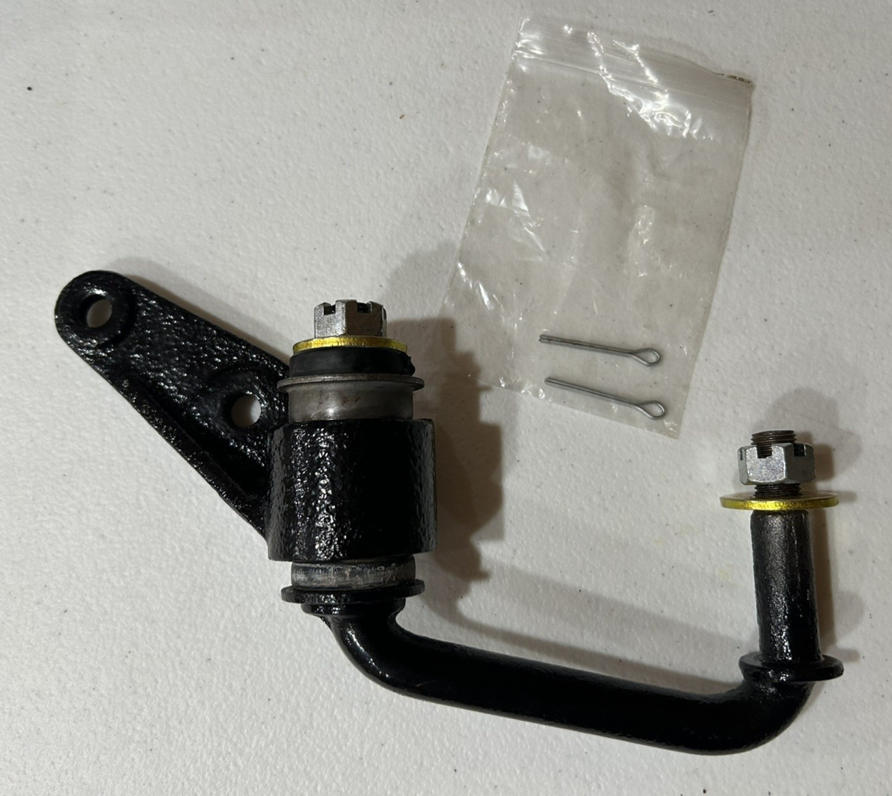1962 1963 Ford Fairlane REMAN MANUAL STEERING IDLER ARM ASSY WITH HARDWARE 1962 1963 Ford Fairlane REMAN MANUAL STEERING IDLER ARM ASSY WITH HARDWARE