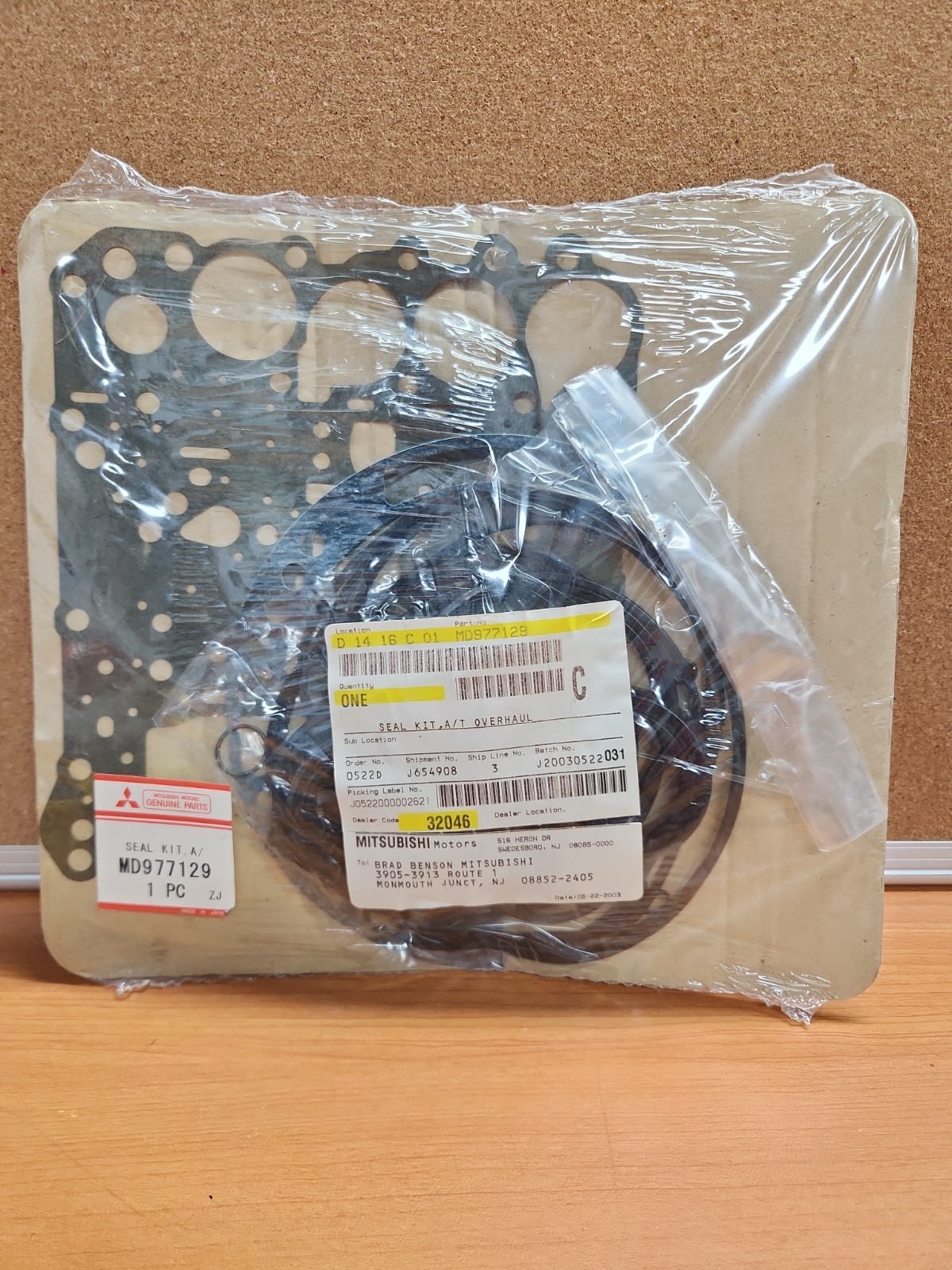 MITSUBISHI MOTORS SEAL KIT A/T OVERHAUL MD977129 ( Original Equipment Guaranteed MITSUBISHI MOTORS SEAL KIT A/T OVERHAUL MD977129 ( Original Equipment Guaranteed
