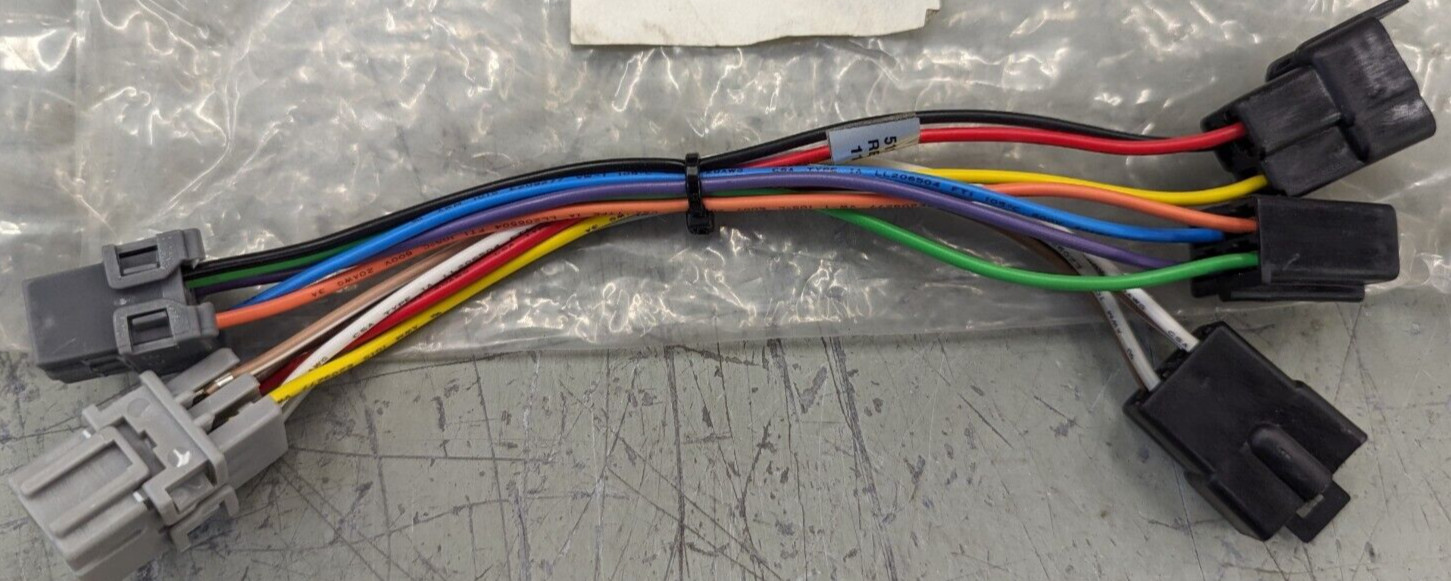Radio wiring Adapter plug Speakers Power 52003120 Wiring Harness 511487 Radio wiring Adapter plug Speakers Power 52003120 Wiring Harness 511487