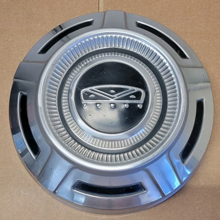 1967-1977 Ford F250 OEM Wheel Center Rim Hub Cap 8 Lug Dog Dish Cover Type 4