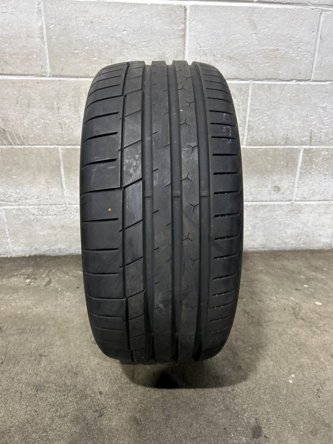 1x P245/45R17 Continental ExtremeContact Sport 9/32 91 Y Used Tire 2454517