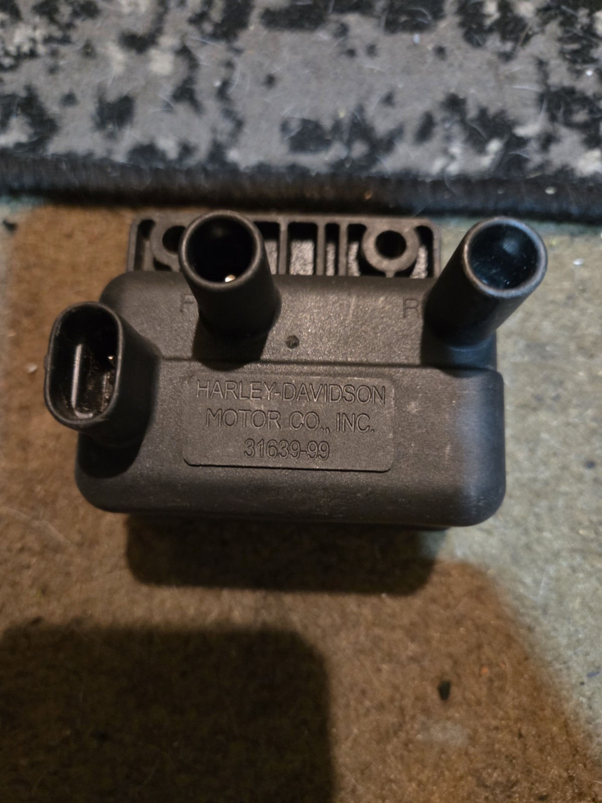 OEM Harley Davidson Ignition Coil 31639-99 Touring Road King Electra Glide...