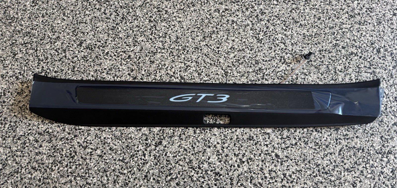 New 22-25 Porsche 911 992 GT3 Left Illuminated Door Sill 9GT853369A1E0 OEM New 22-25 Porsche 911 992 GT3 Left Illuminated Door Sill 9GT853369A1E0 OEM