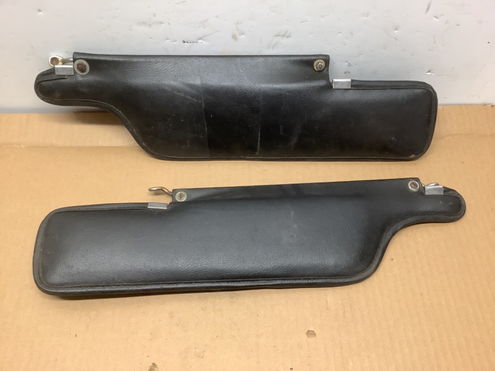 1963 - 1967 Corvette Sun Visors Set Black Daily drivers Restore oem 64 65 66 z 1963 - 1967 Corvette Sun Visors Set Black Daily drivers Restore oem 64 65 66 z
