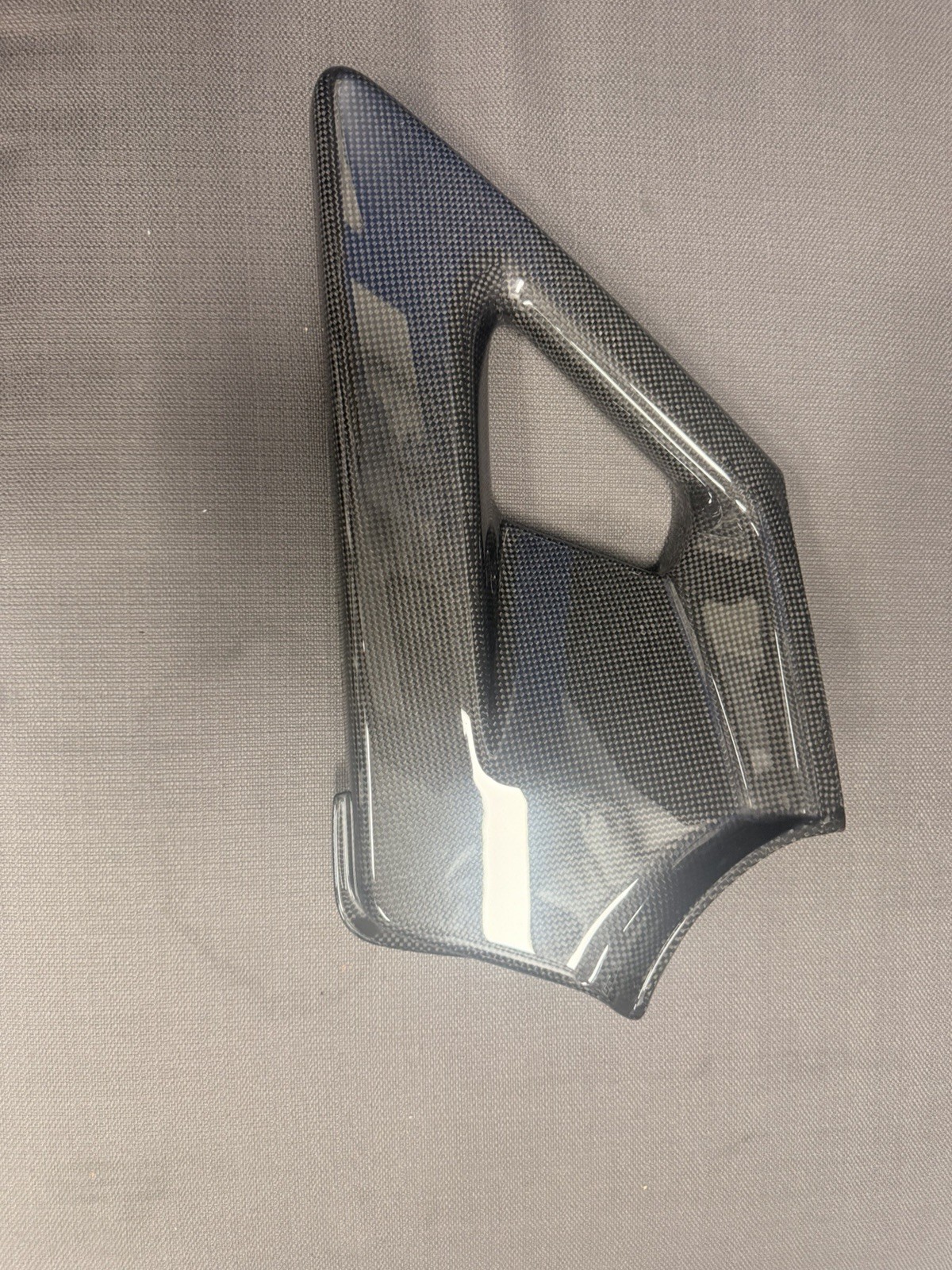 LAMBORGHINI MURCIELAGO LP640 CARBON FIBER RIGHT SIDE GRAB HANDLE OEM 413857607A LAMBORGHINI MURCIELAGO LP640 CARBON FIBER RIGHT SIDE GRAB HANDLE OEM 413857607A
