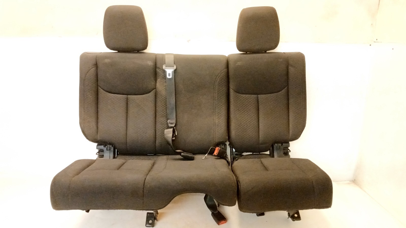 13-18 Jeep Wrangler JK 4 Door Second Row Seat Bench Upper Bottom Rear Oem 030122