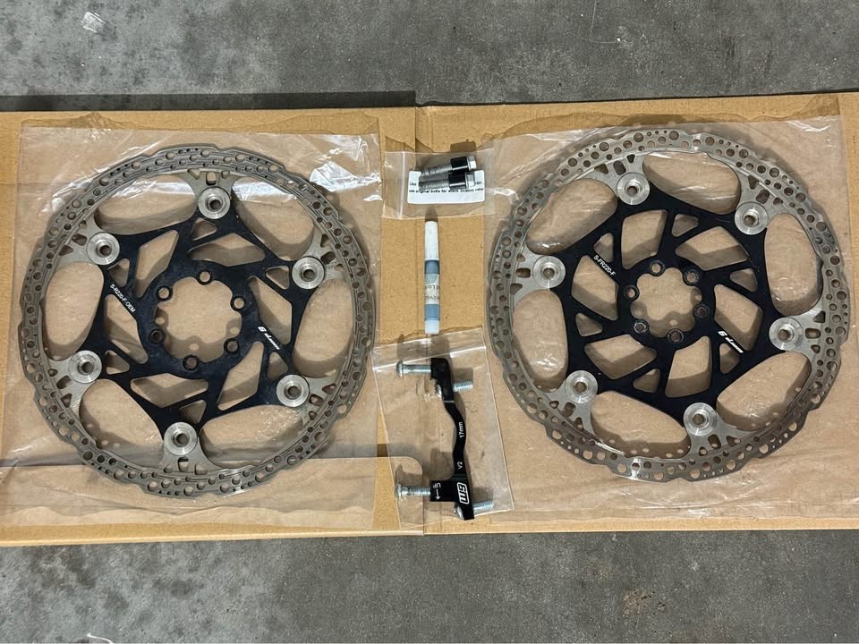Warp 9 220mm floating brake rotors for Surron Light Bee LBX Warp 9 220mm floating brake rotors for Surron Light Bee LBX