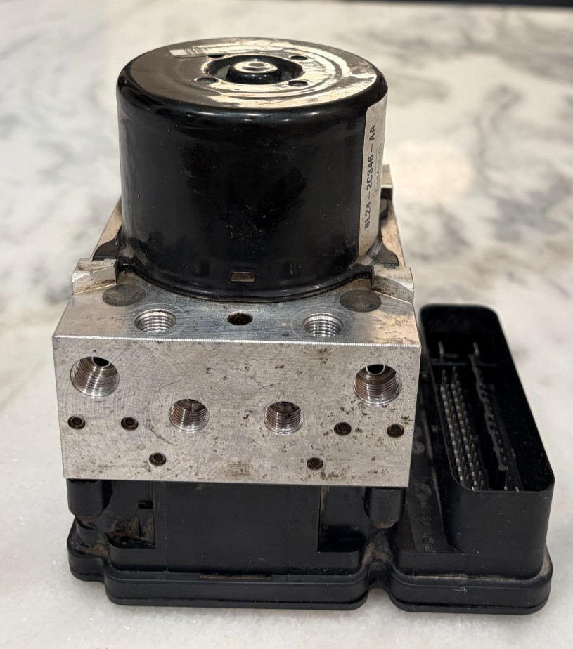 2006-08 Ford Explorer Mercury Mountaineer ABS Pump Unit 8L24-2C346-AA RSC Tested