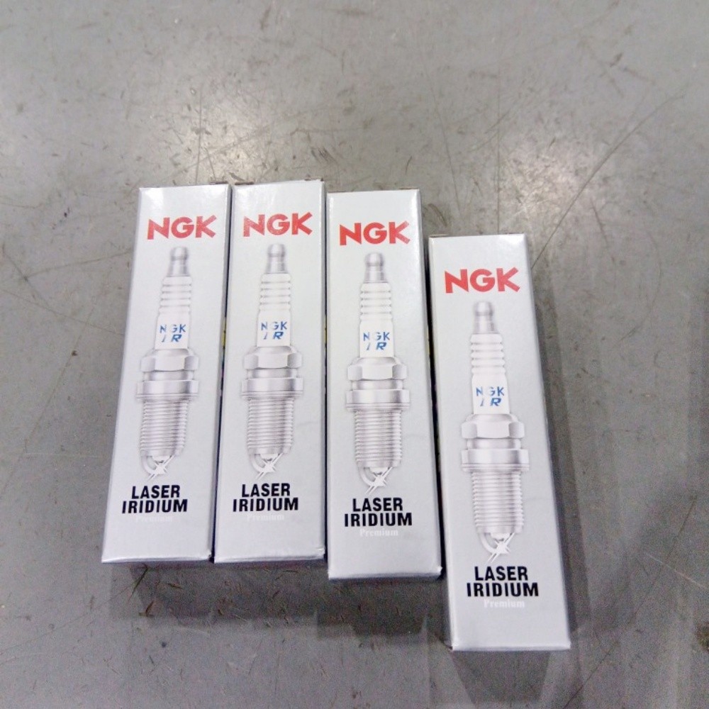 4X NGK 92411 Iridium Platinum Spark Plug DILKAR8P8SY For Honda Accord Acura 1.5T