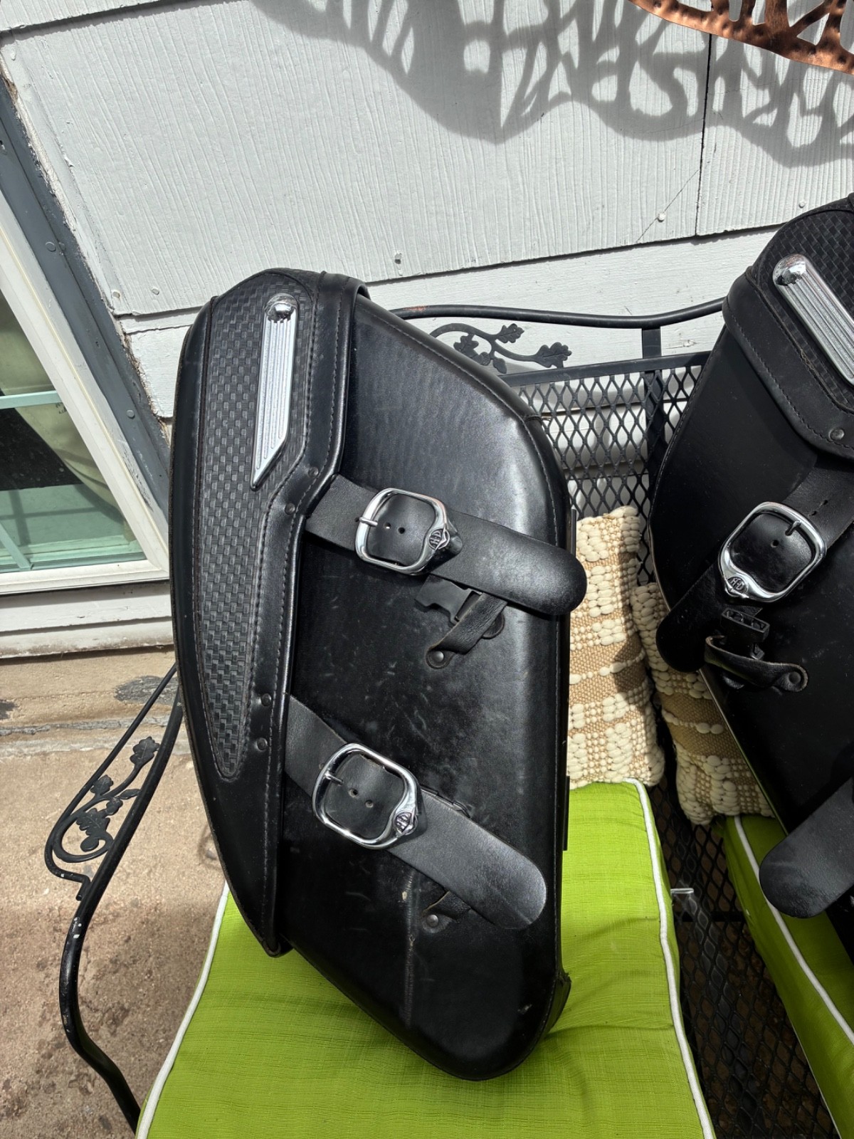 oem Harley 90544-97 Road King Classic Leather Saddlebags Pair 93-08 Touring oem Harley 90544-97 Road King Classic Leather Saddlebags Pair 93-08 Touring